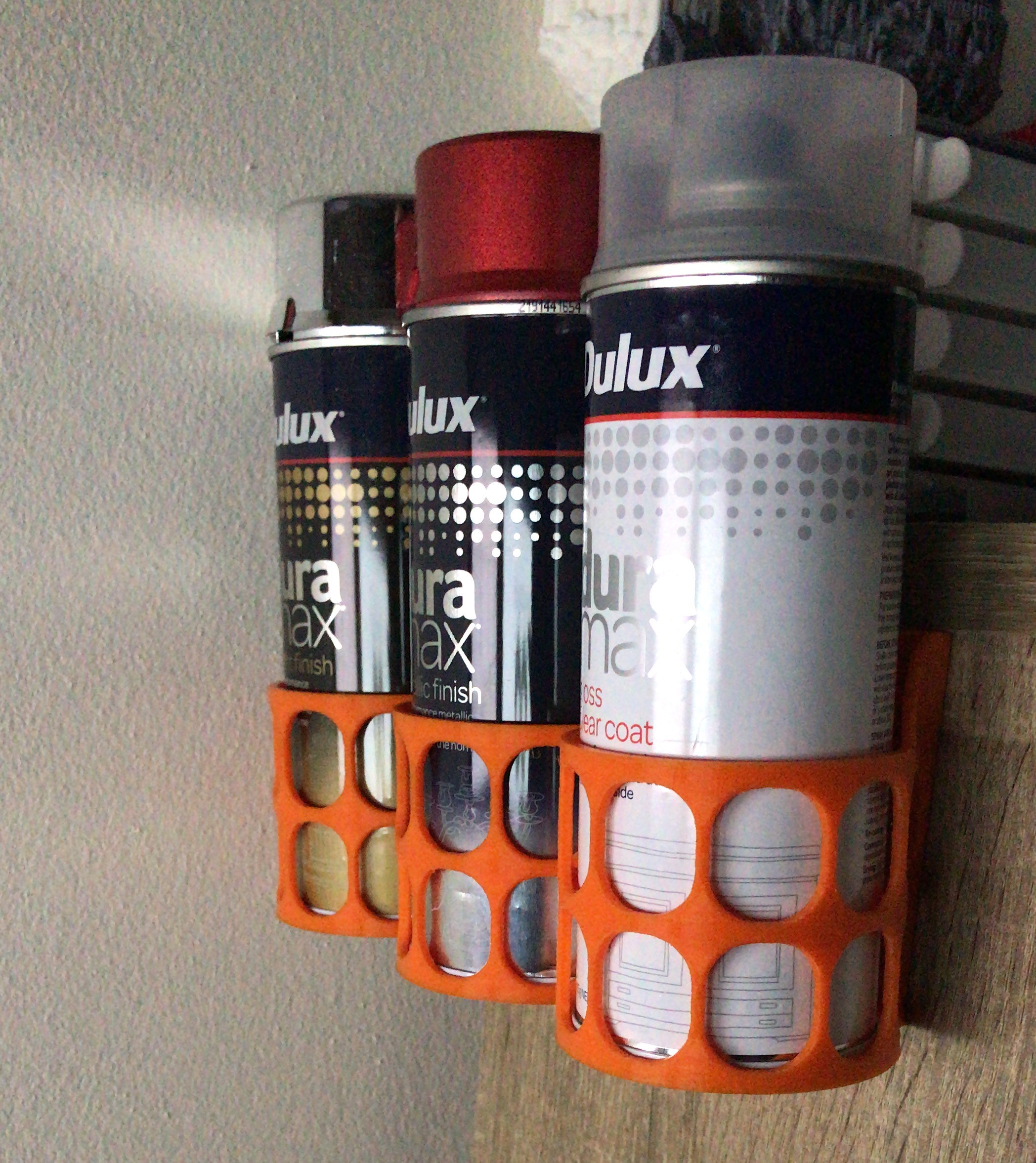 Spray paint can holder