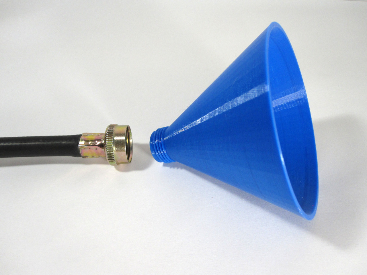 Funnel for an Appliance / Garden Hose (GHT)
