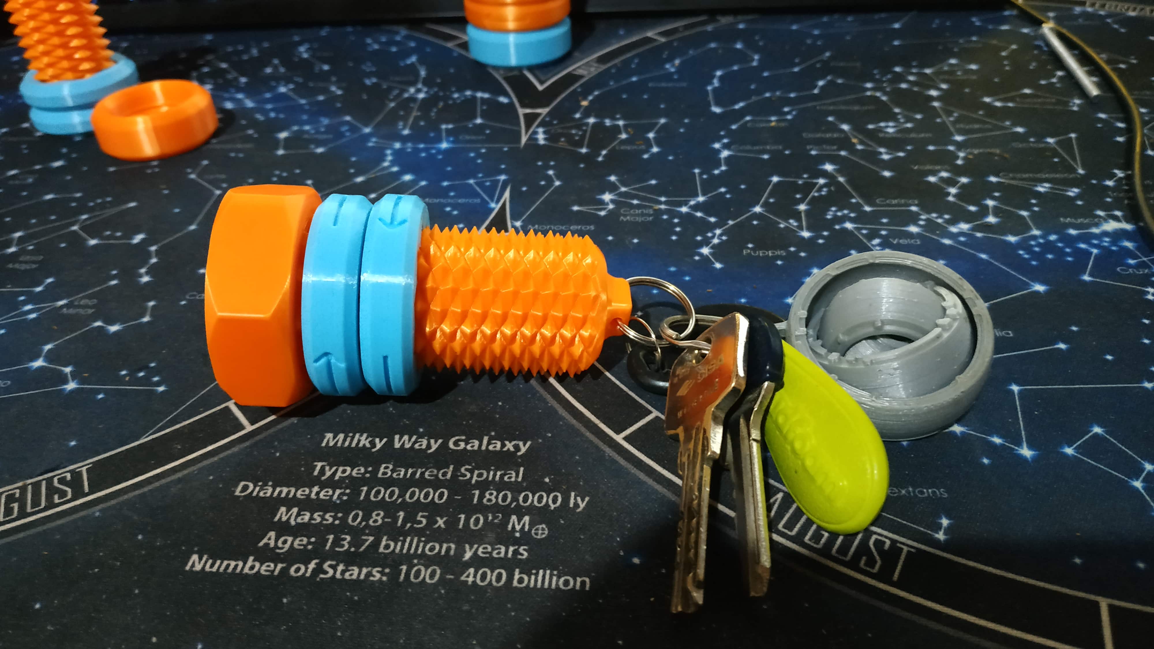 Double threaded bolt + Keychain hidden stash  box