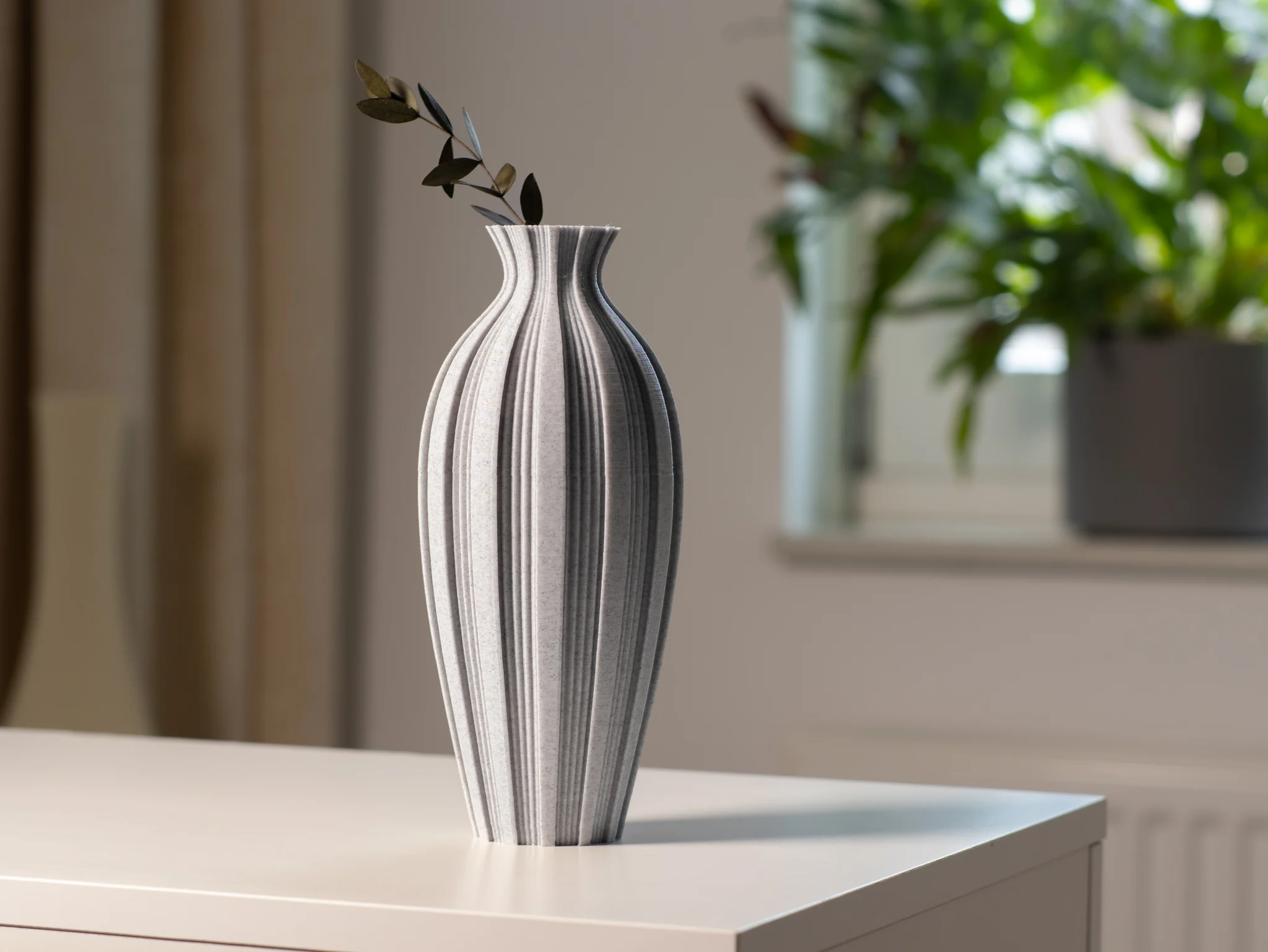 Modern Vase SKYE - Stylish Contemporary Vase