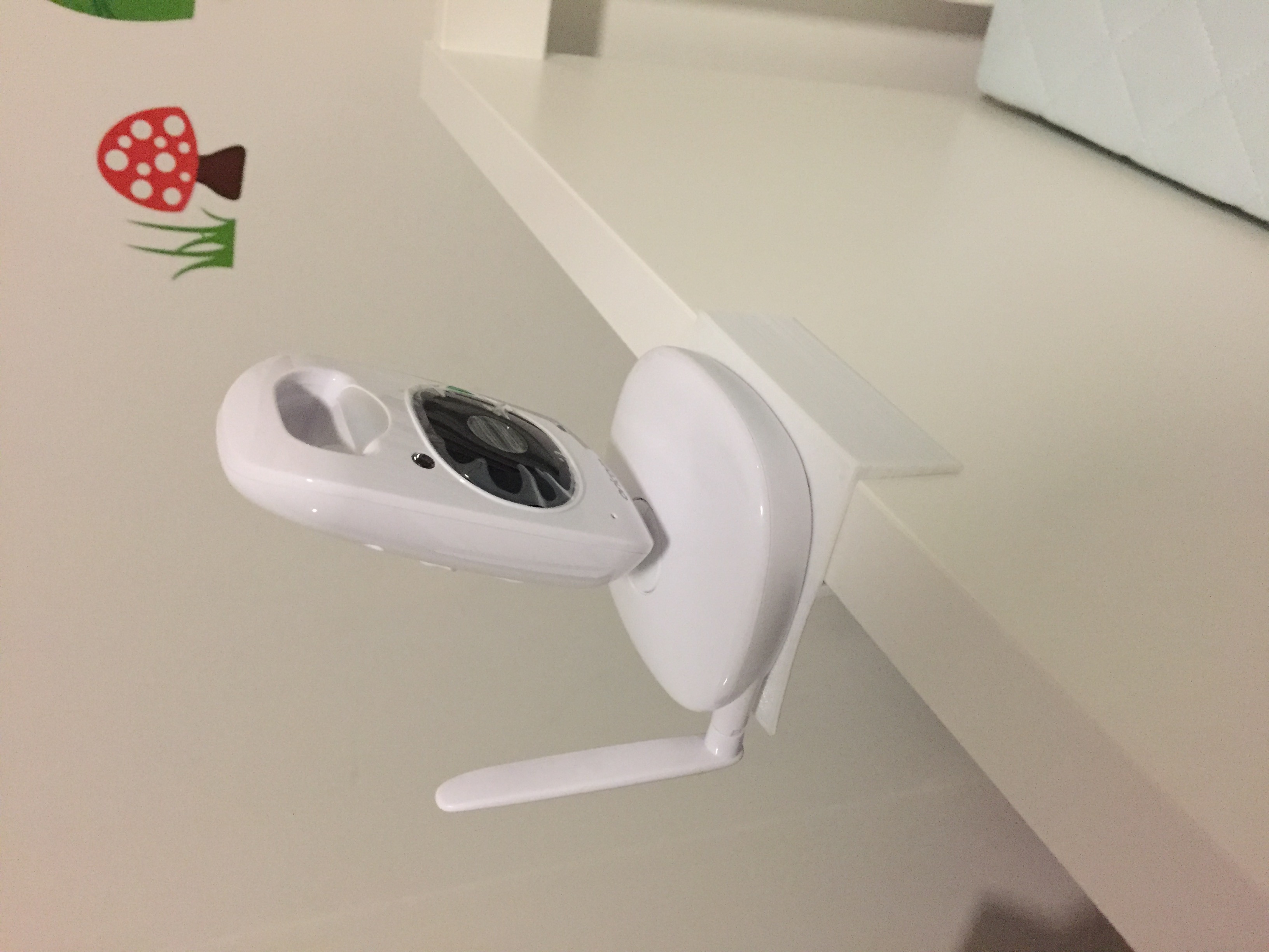 Baby monitor mount (Oricom) for cot frame