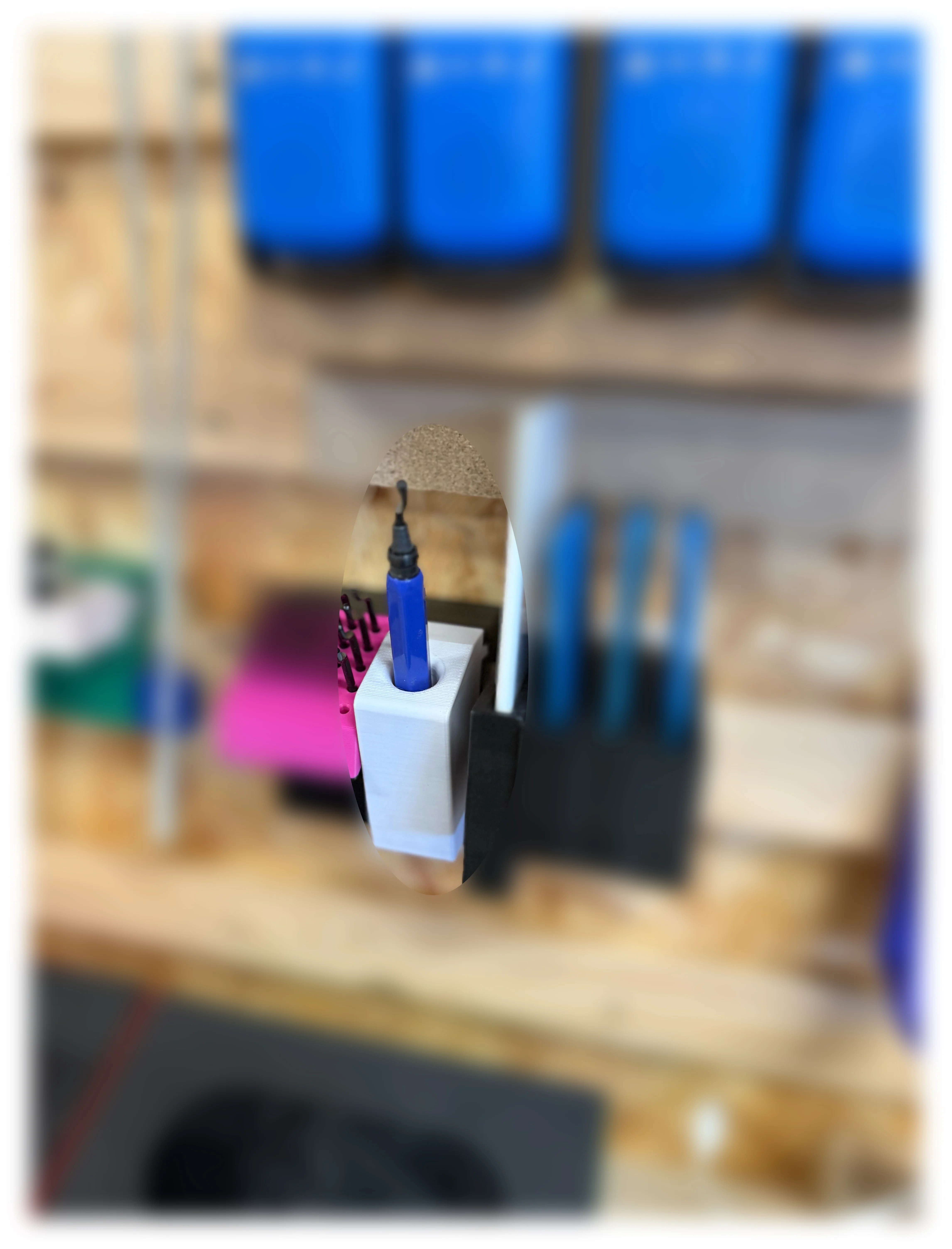 Frenchfinity French Cleat Can Holder