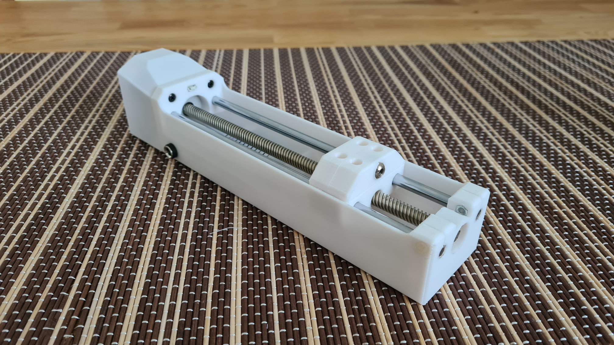 Window Opener / Linear Actuator