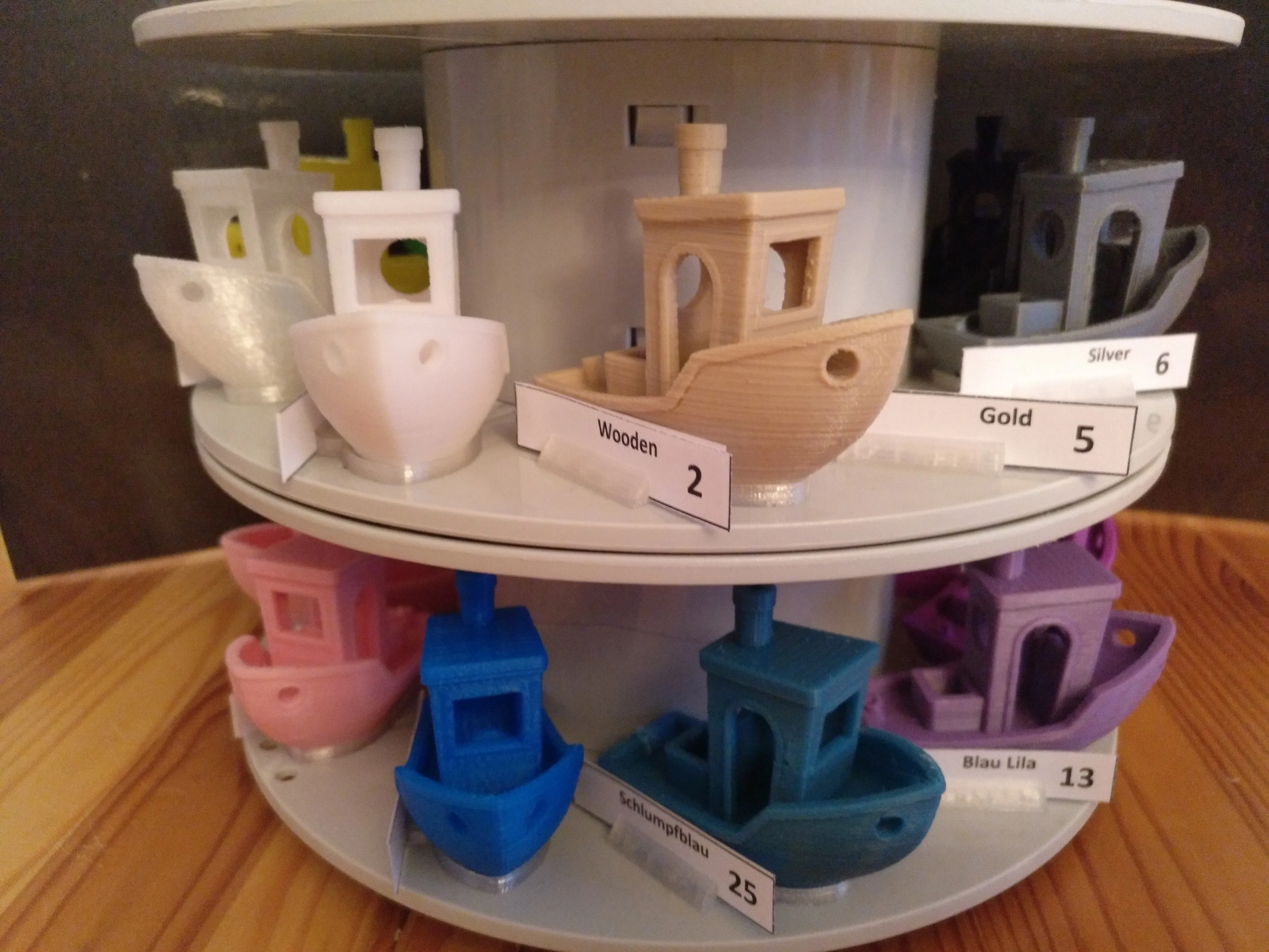 Benchy Filament Sample Carousel & Sign-Generator and Management-Excel Tool
