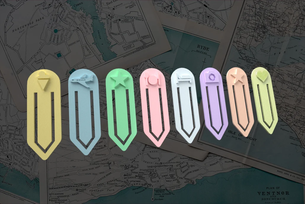 Travel bookmark collection