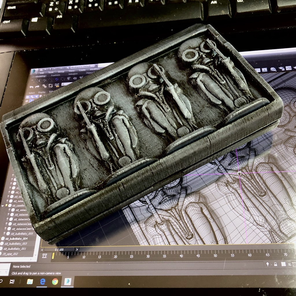 pipe tobacco case