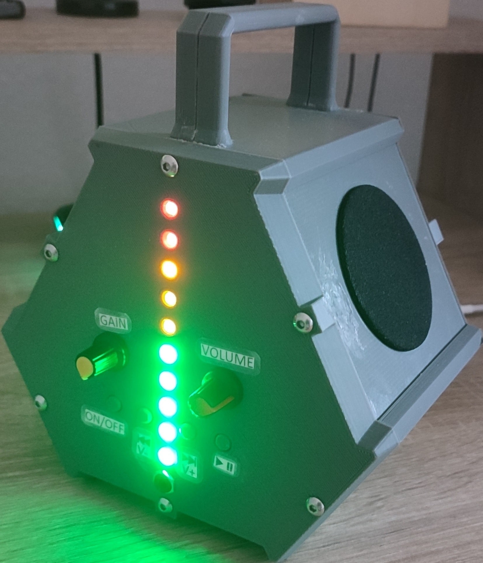 Bluetooth Speaker with LEDs