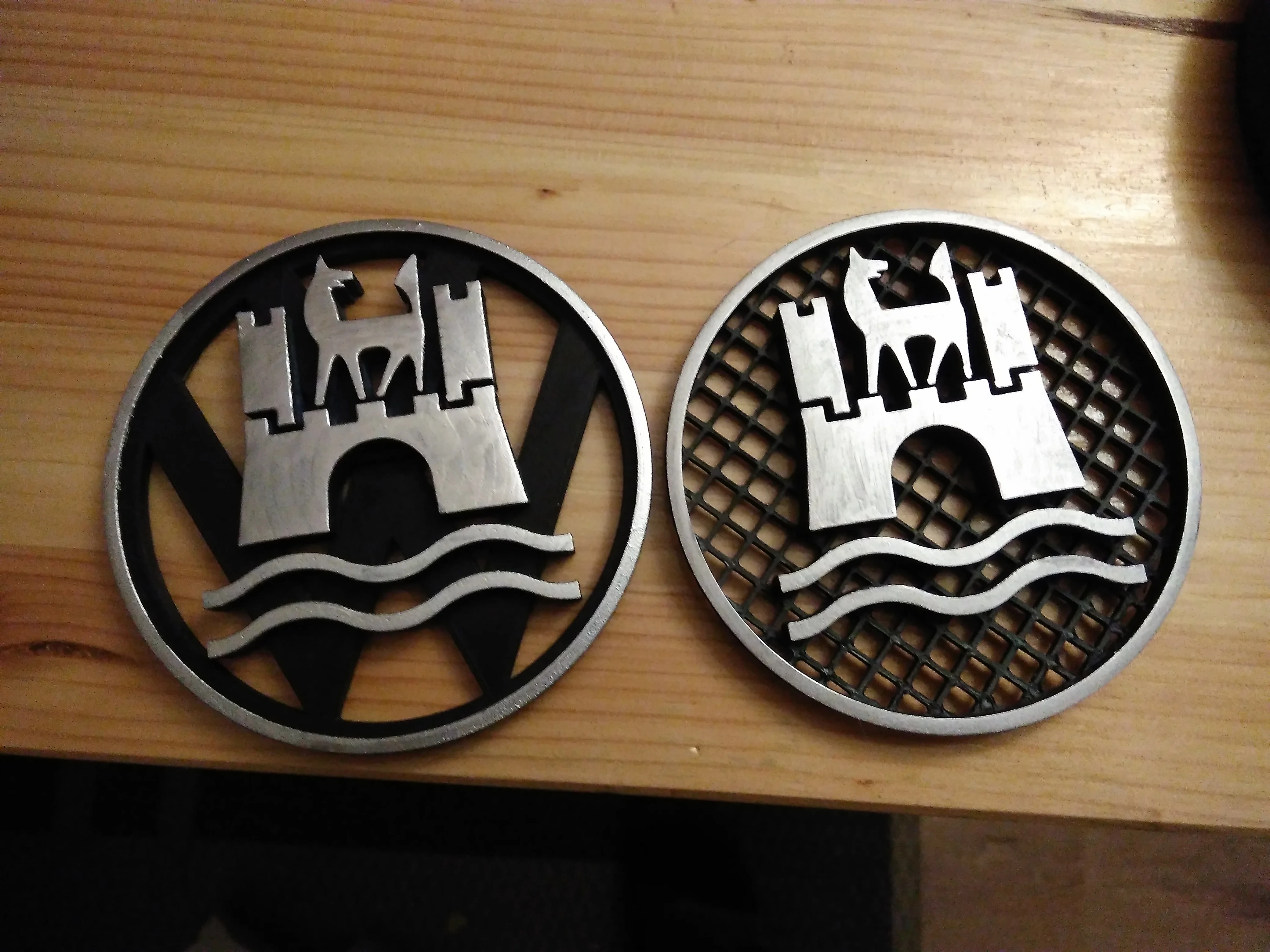 Wolfsburg VW Golf/Jetta/Corrado/Passat front emblem replacement