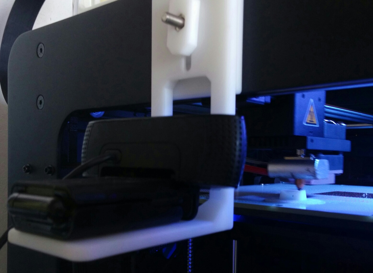 Zortrax M200: webcam lateral support for time lapse / video /shots