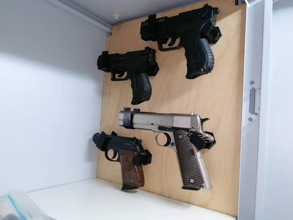 Wandhalterungen für Kurzwaffen