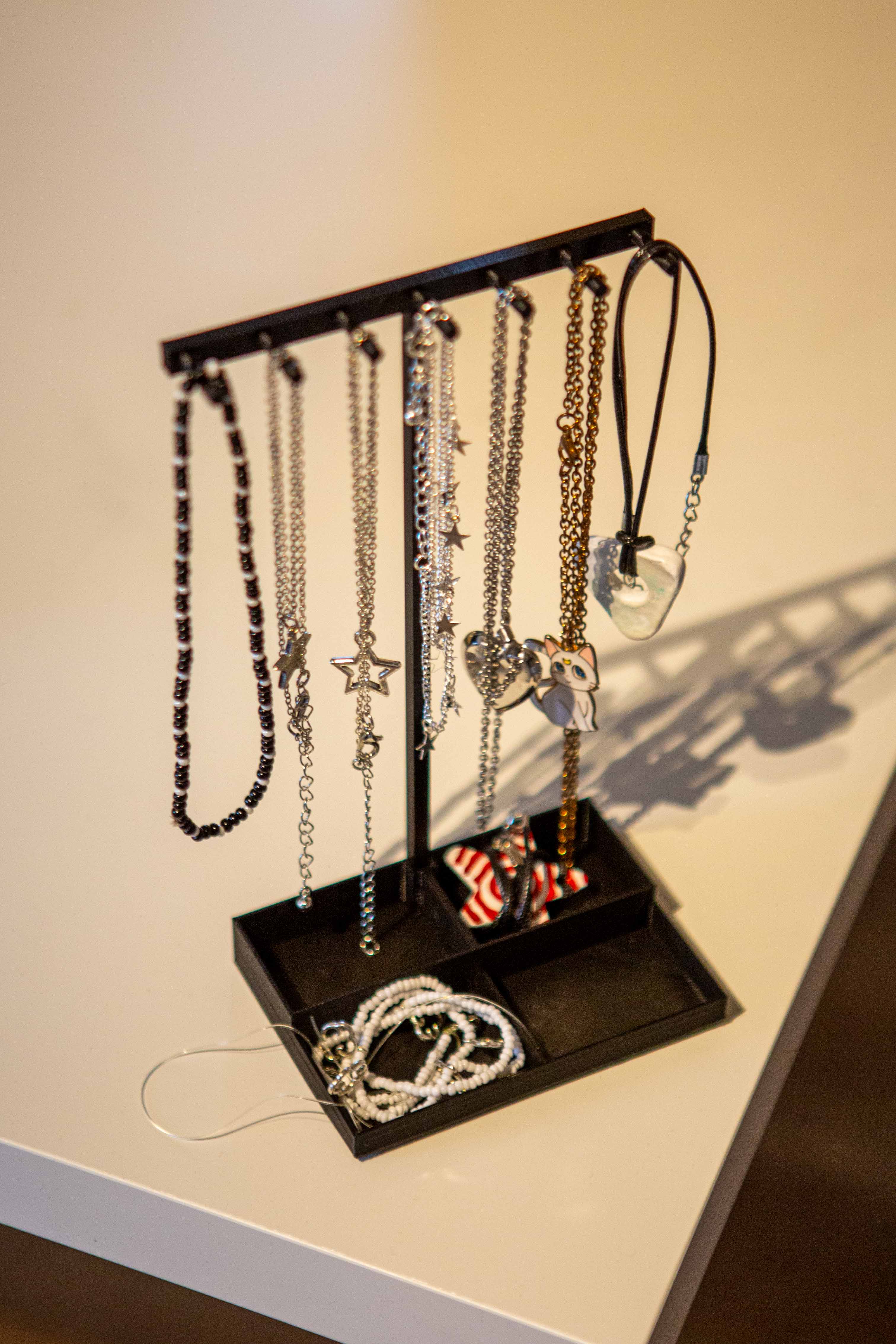 Necklace stand / organizer / holder