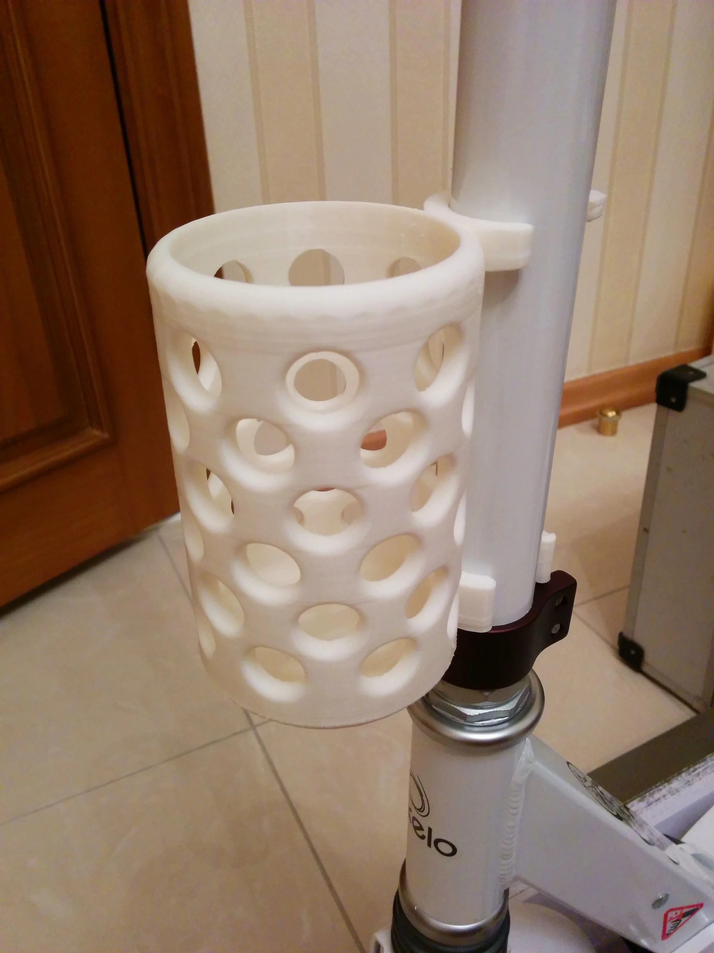Scooter 0.5L bottle holder