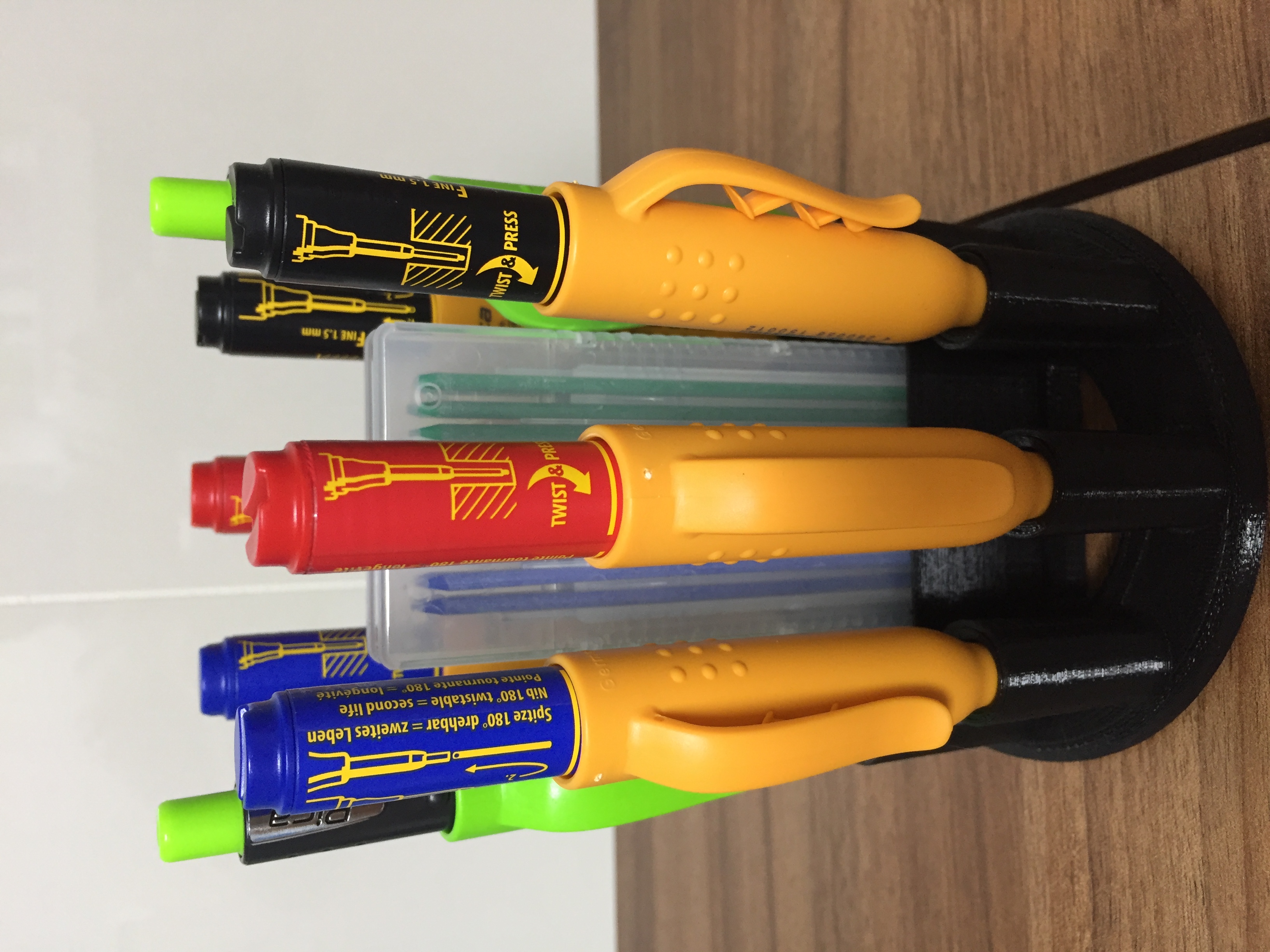 Pica Marker Organizer
