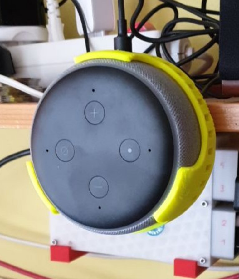 Alexa Echo Dot 3 shelf table lab mount