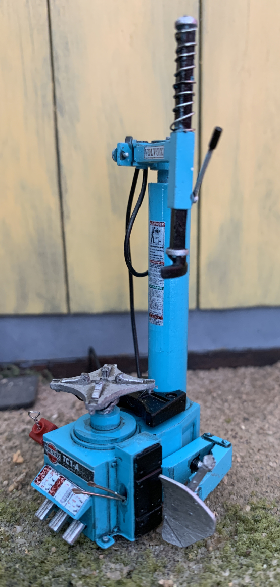 1/24 Scale Tire Changer