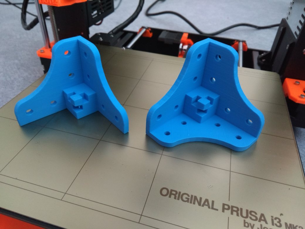 2020 extrusion corner connector with recesses