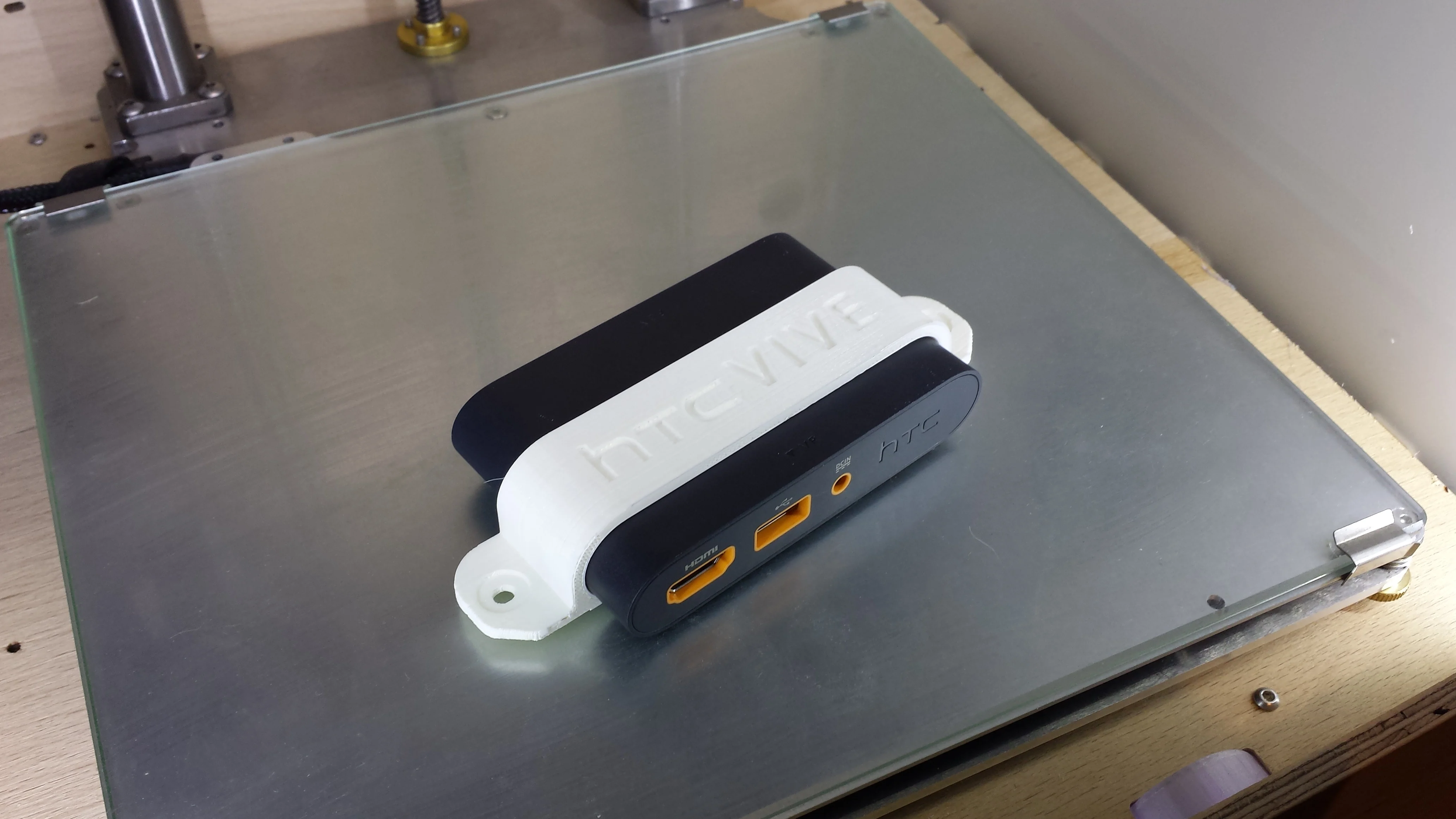 HTC VIVE breakout box mount