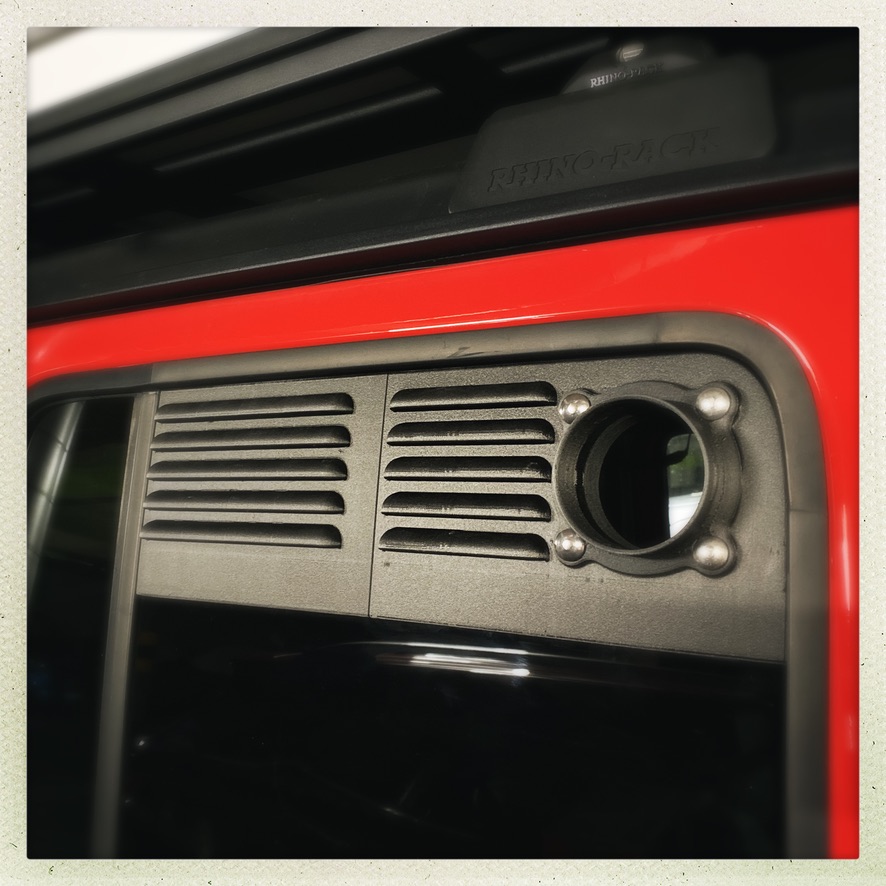 Jeep Wrangler JLU window aeration panels (final 2021)
