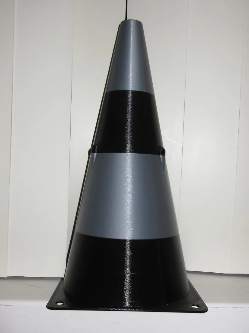 Full size Traffic Cone (Pilon)