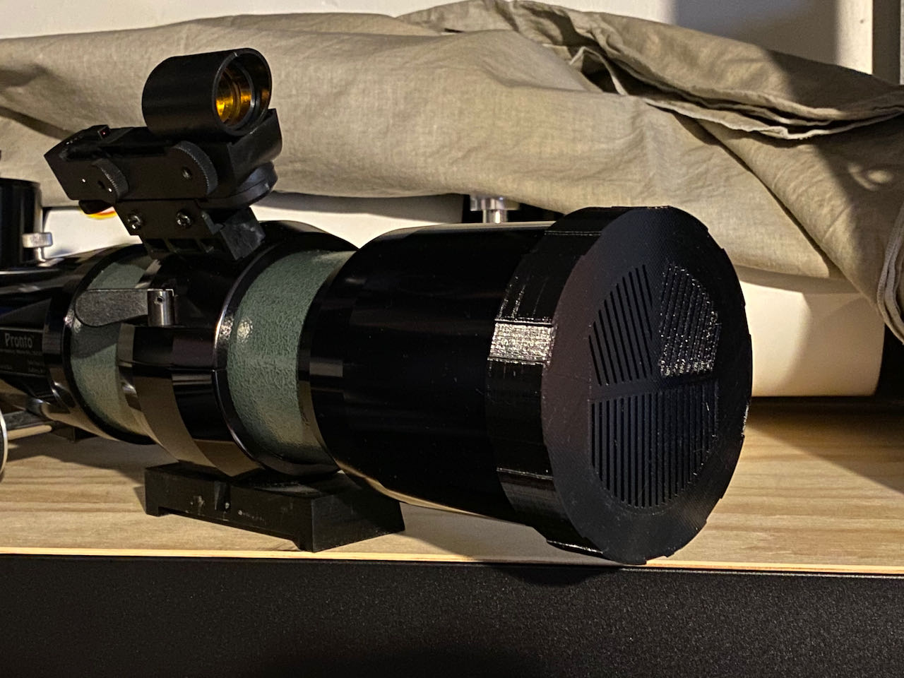 Bahtinov Mask for TeleVue Pronto 70
