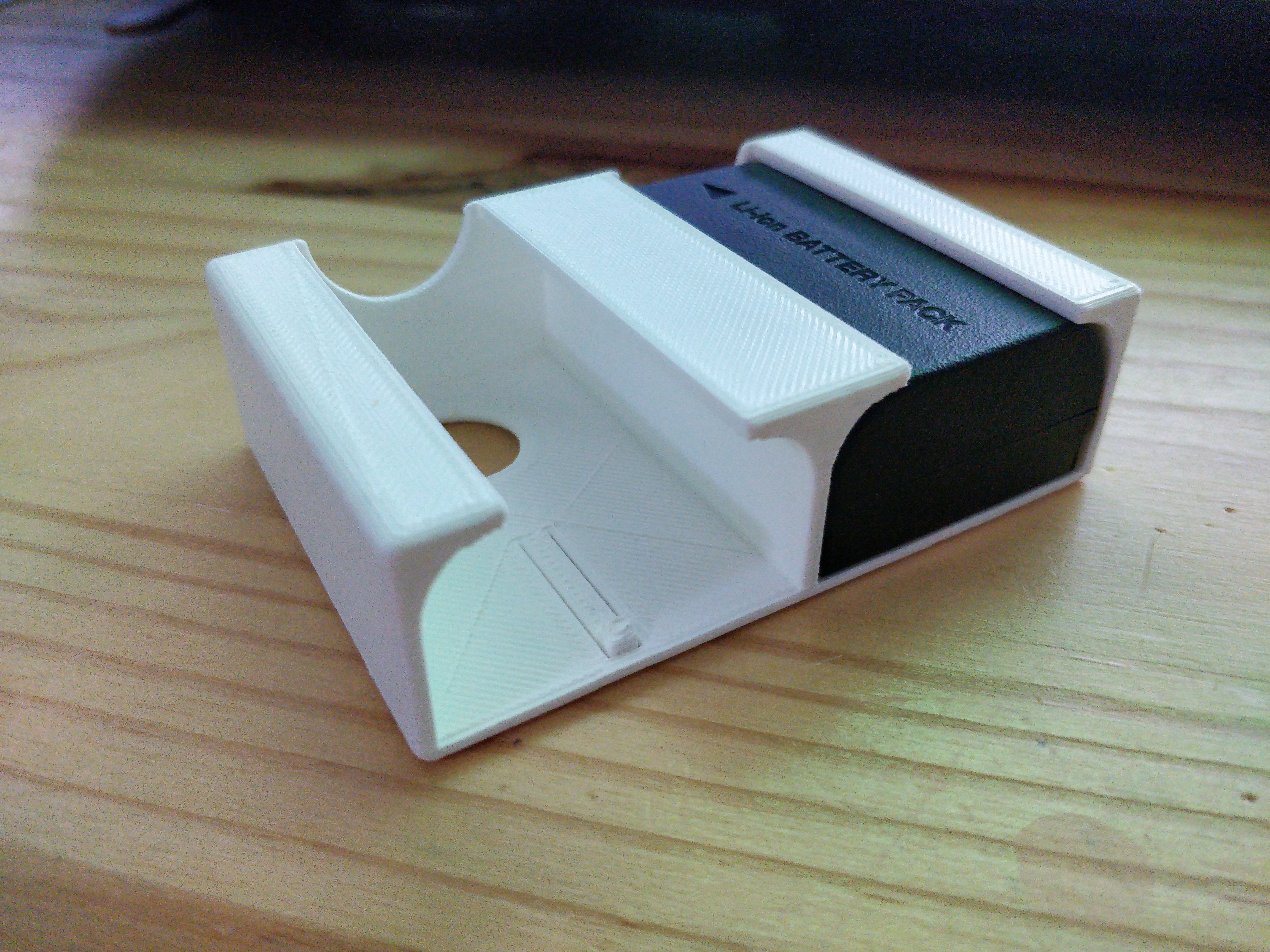 2 LP-E6 battery holder