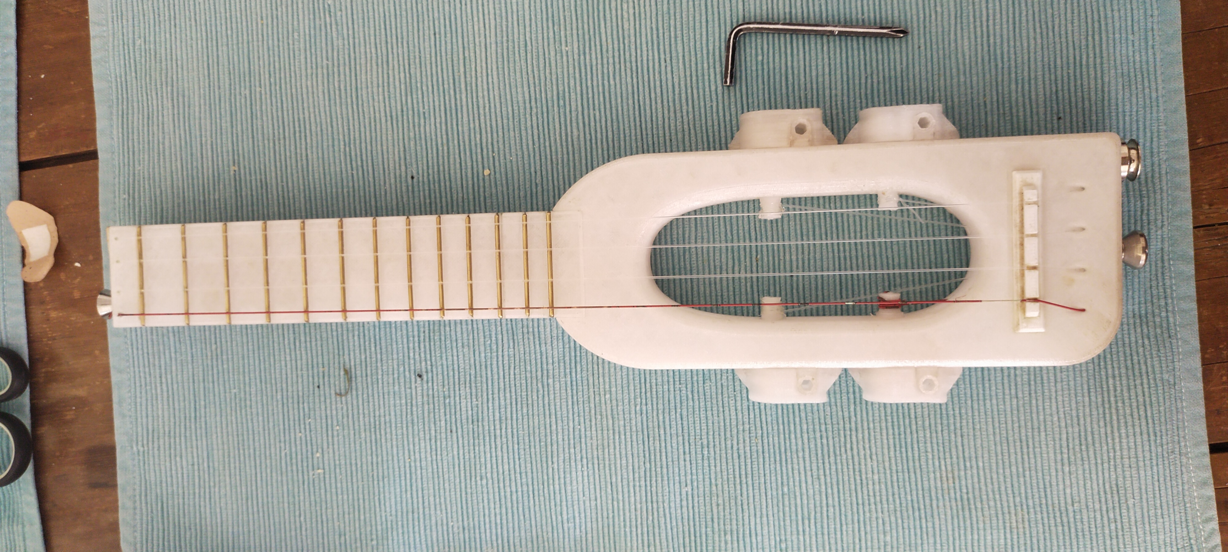 pegless worm gear tuners for travelele
