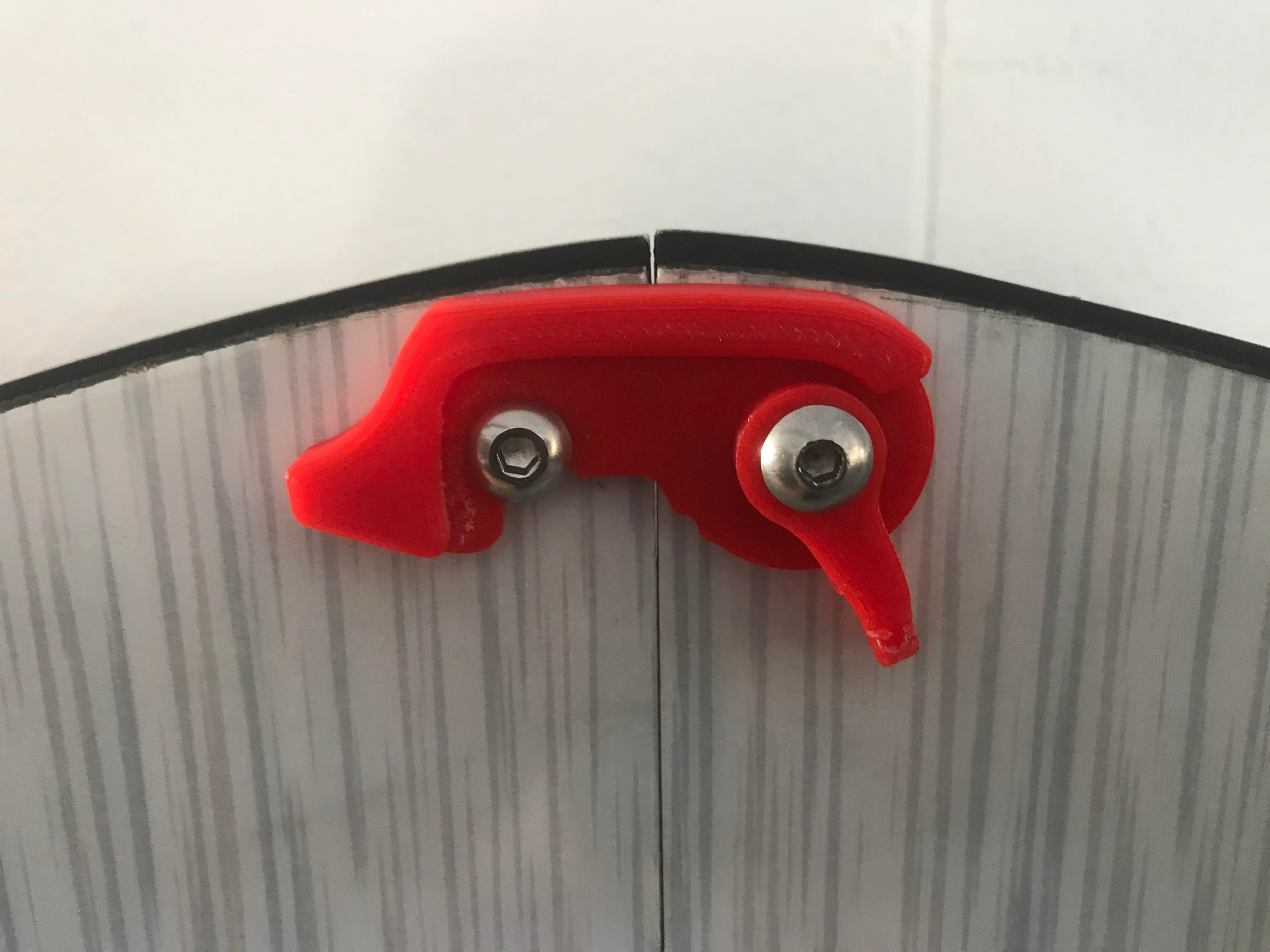 Splitboard tip-locks