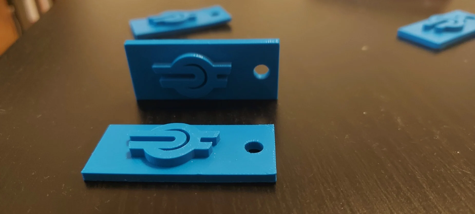 MAV kulcstarto keychain