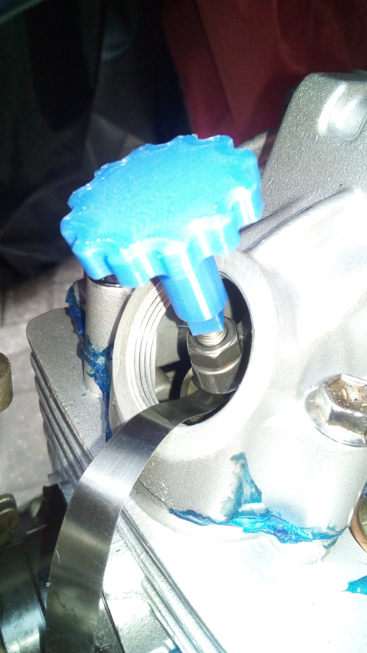 Valve adjustment tool for Motorbike (Suzuki GN125 / Kreidler Supermoto)