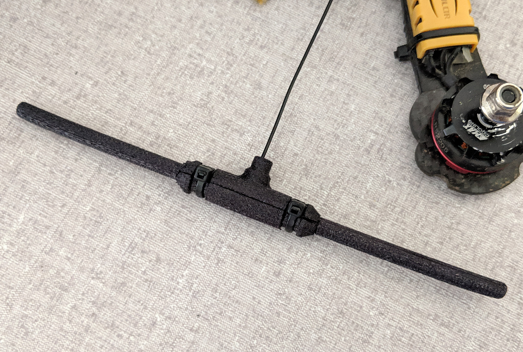 Immortal T Style 900MHz Dipole Antenna Protector (and Immortal L)