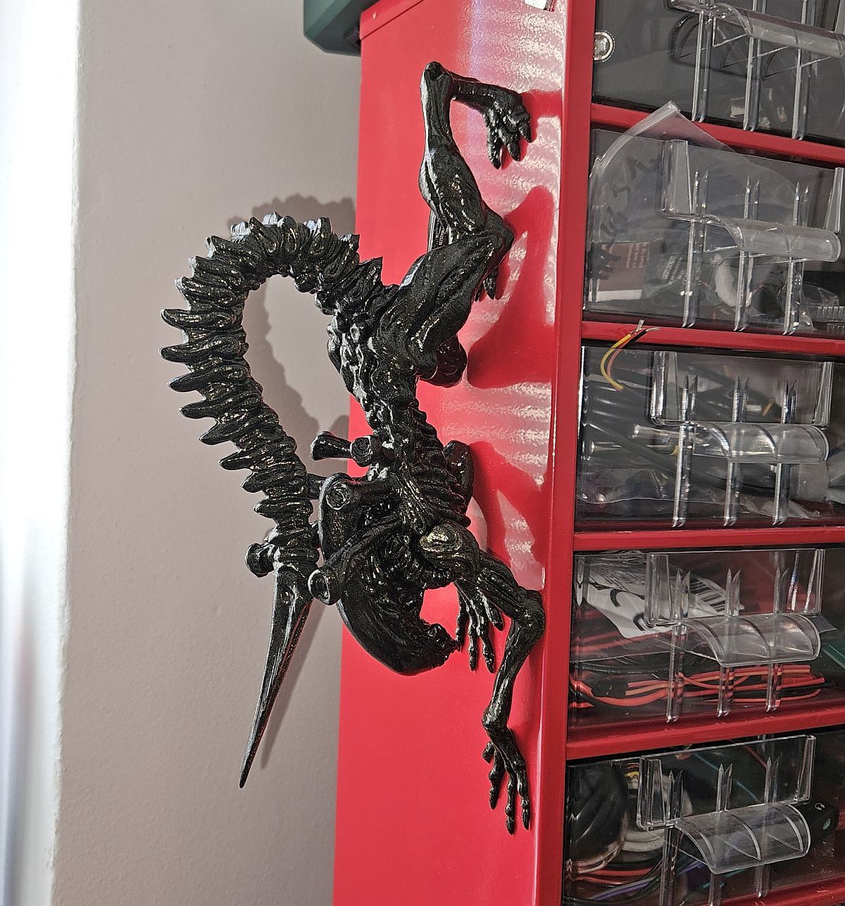 Xenomorph - magnet legs