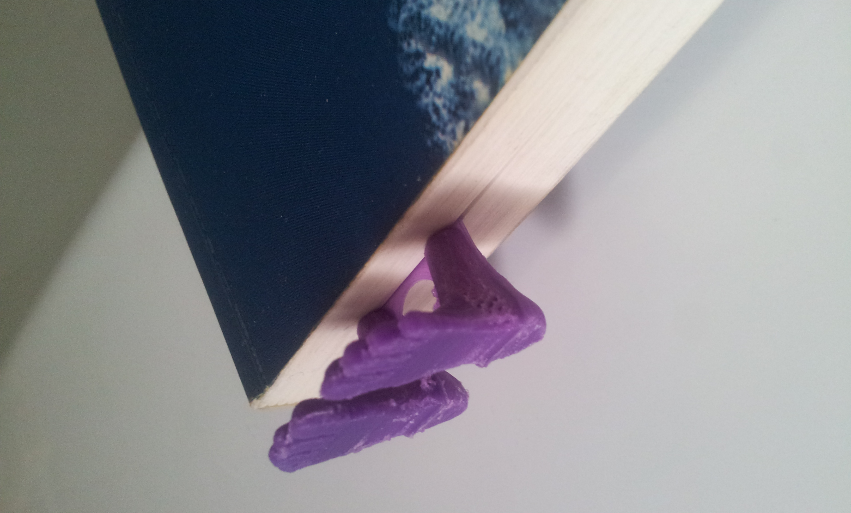 Bookmark feets