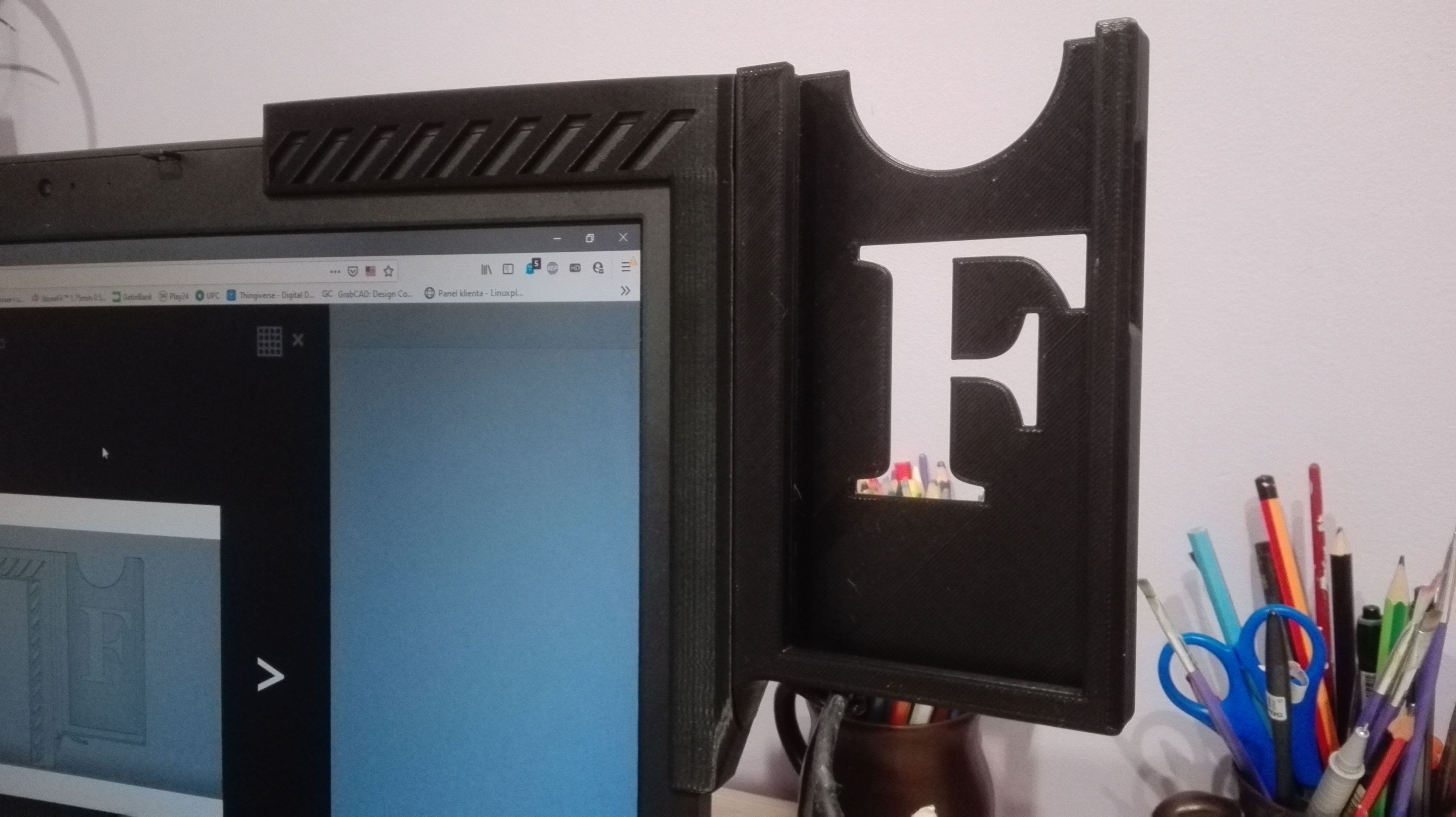 Phone holder for laptop