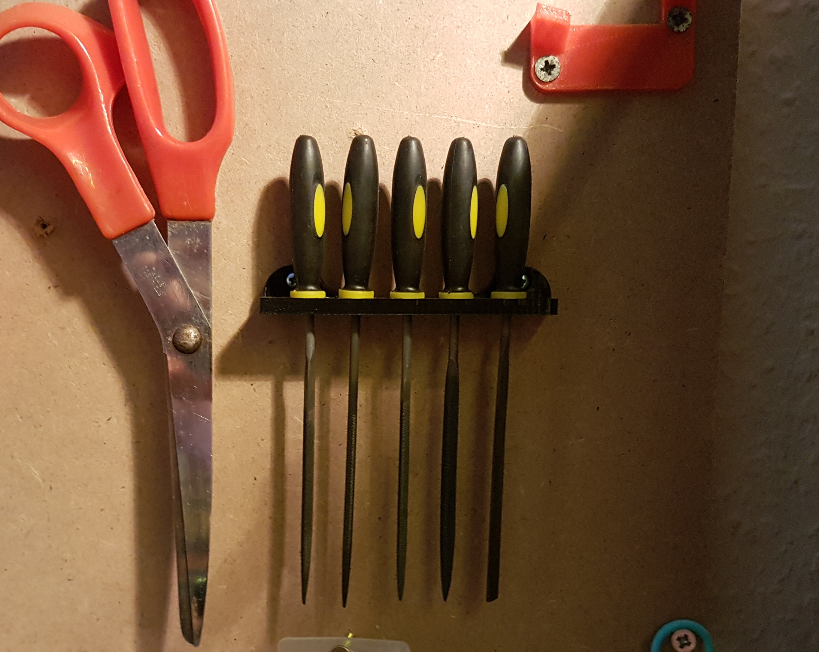 Wall Mount for Needle Files Set -- Wandbefestigung für Nadelfeilen Set