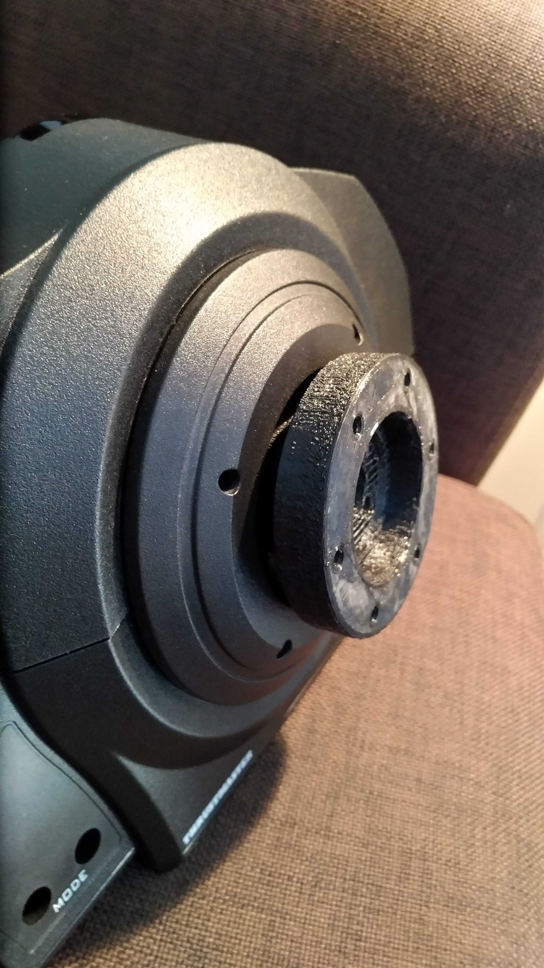 Thrustmaster T-series Quickrelease thing