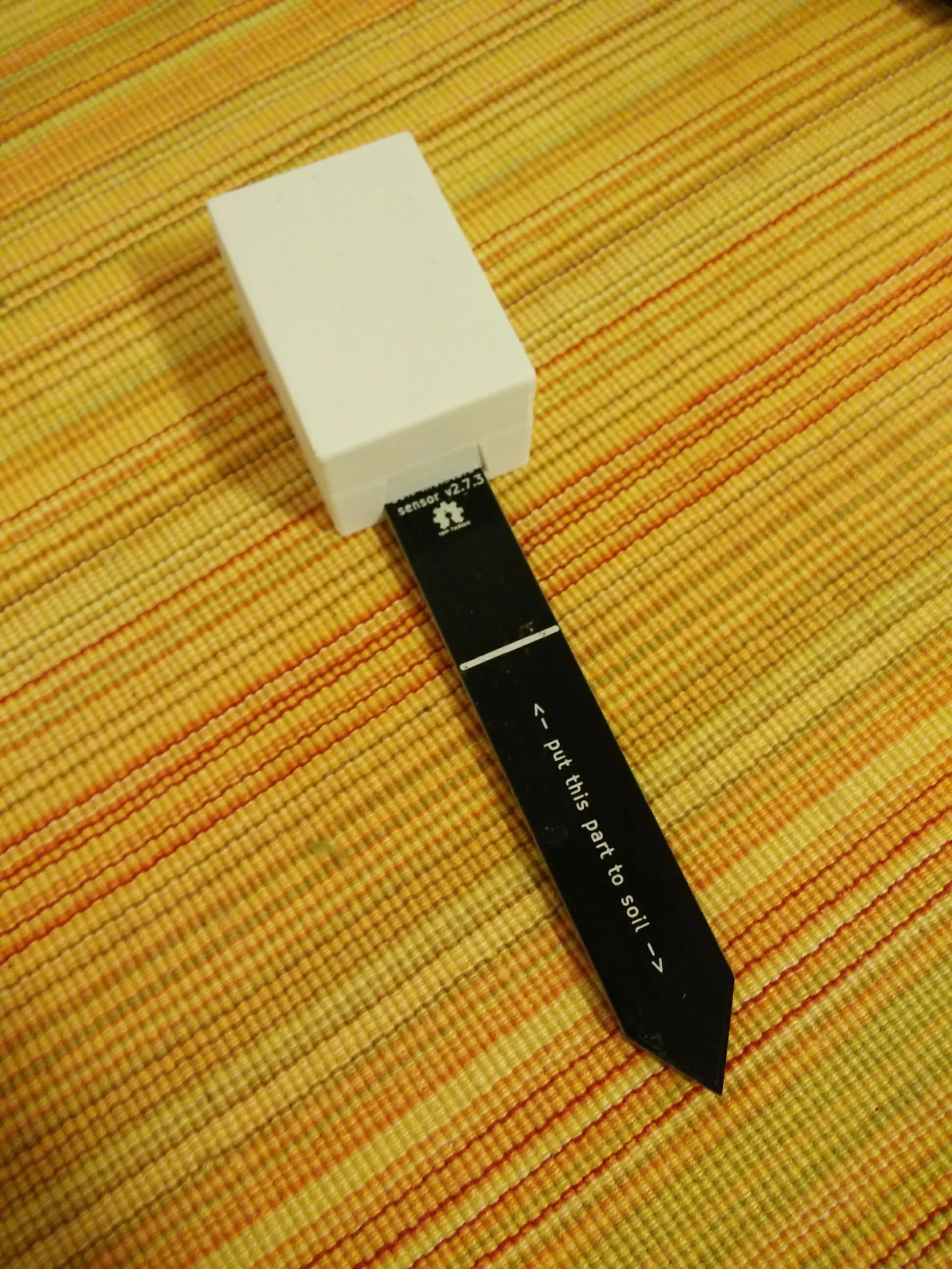 WiFi capacitance soil moisture sensor