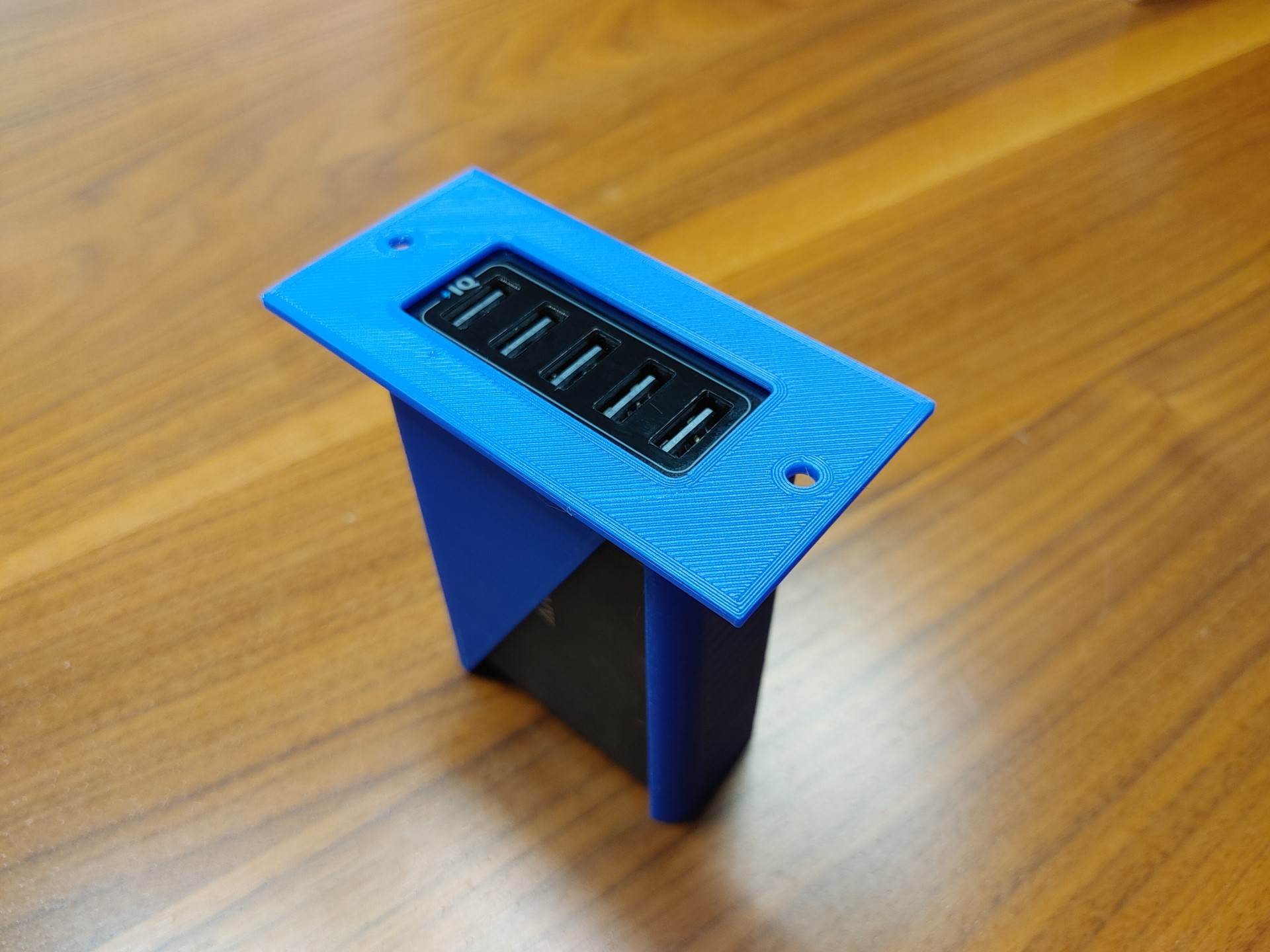 DAP Anker 5 Port Power Supply Mount