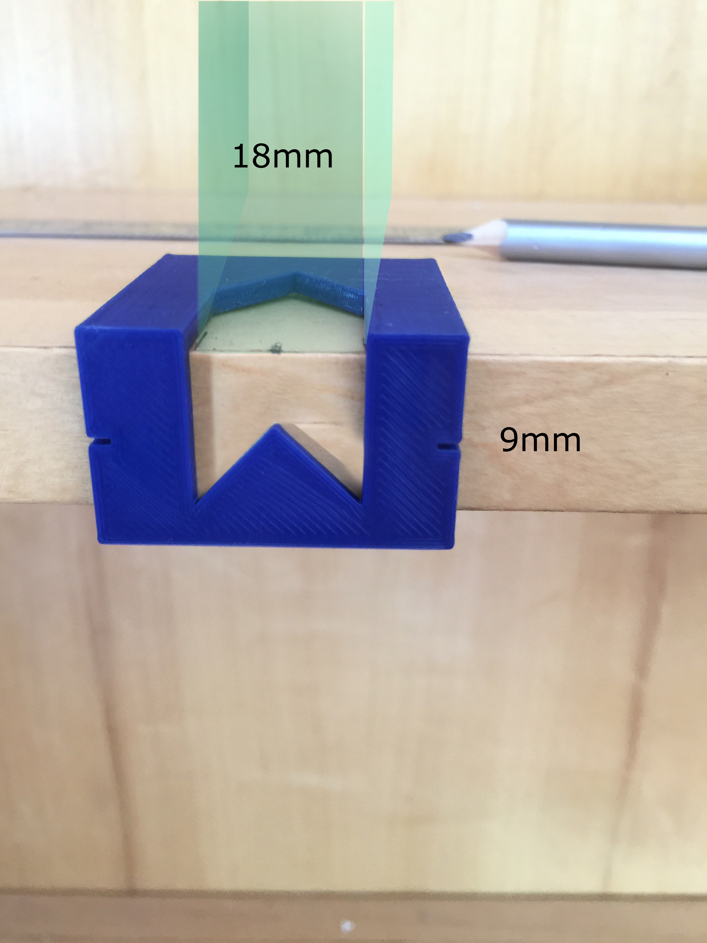 Center finder OSB 18mm + perpendicular Joiner