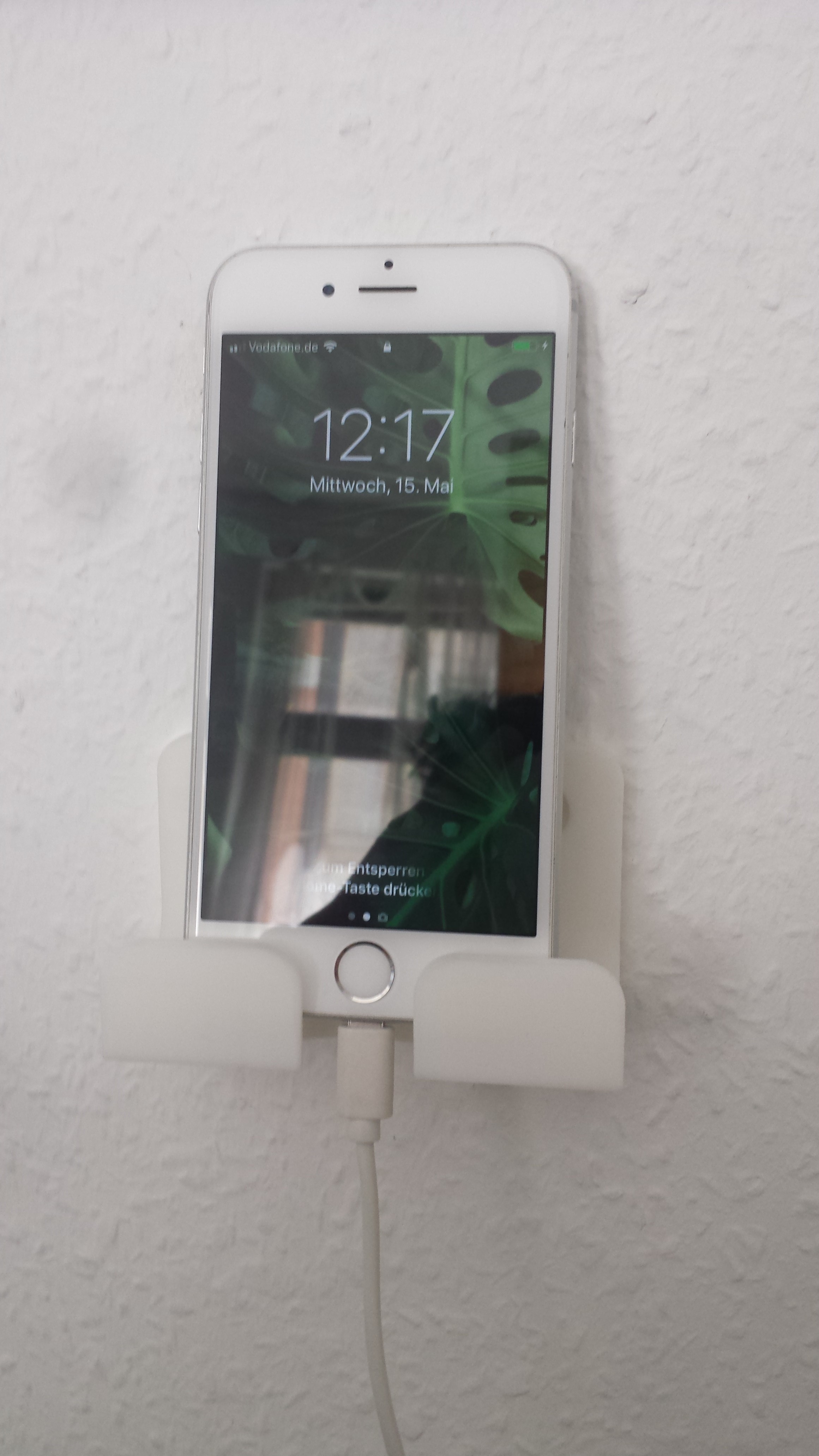 Phone wall dock