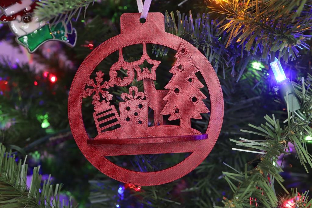 FLAT-PACK X-MAS ORNAMENT