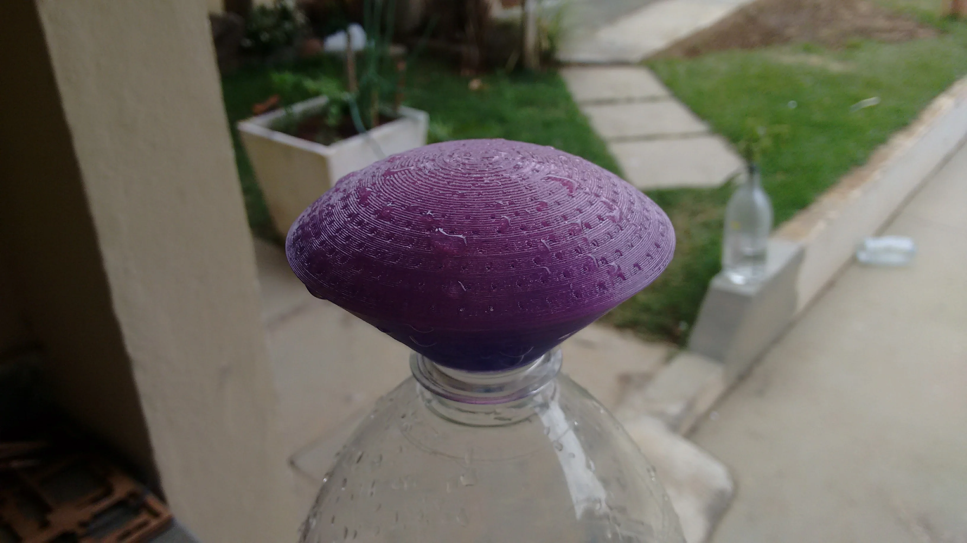 Watering connector for PET bottles