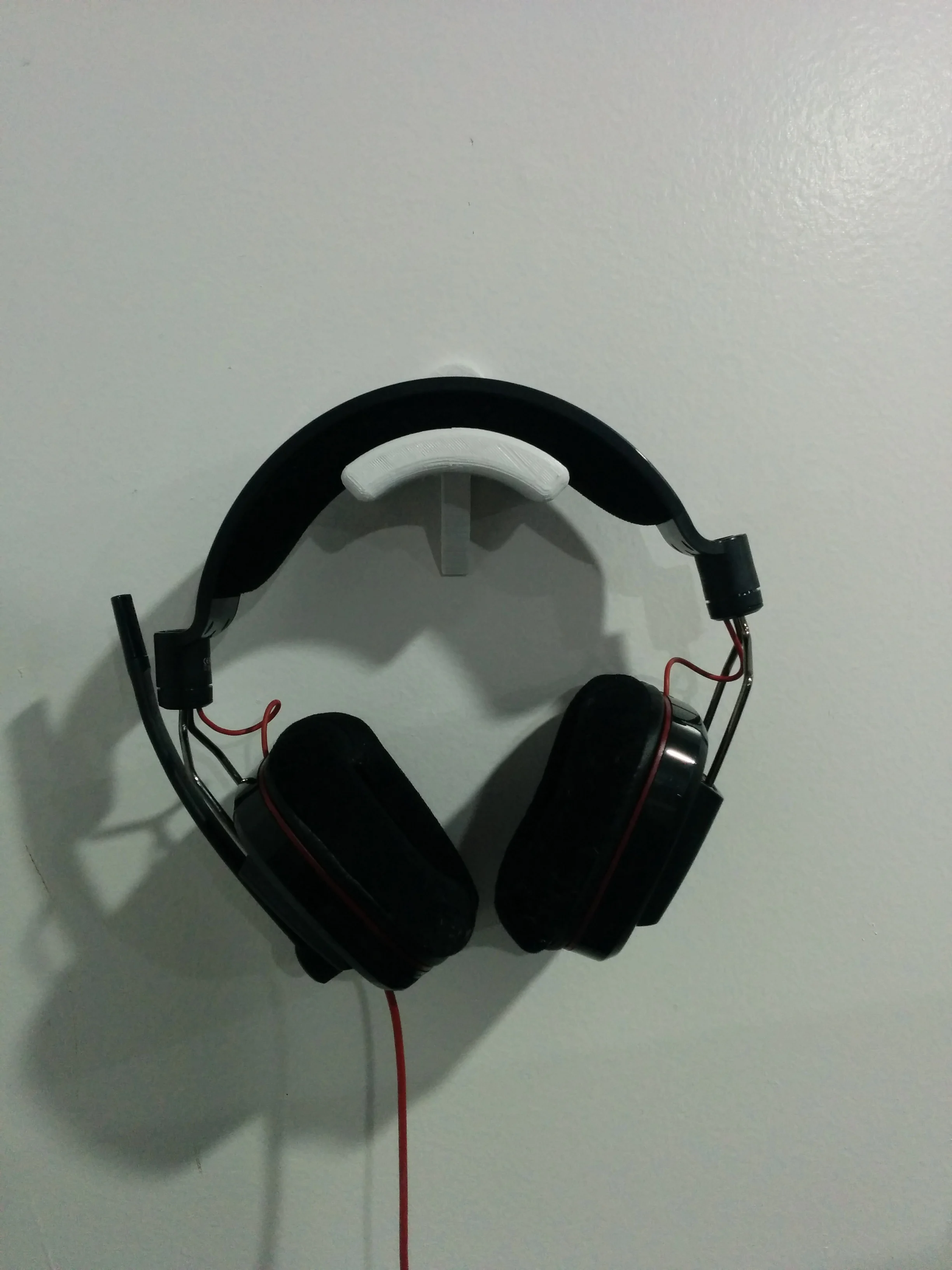 Wall-Mounted Headphone/Headset Holder