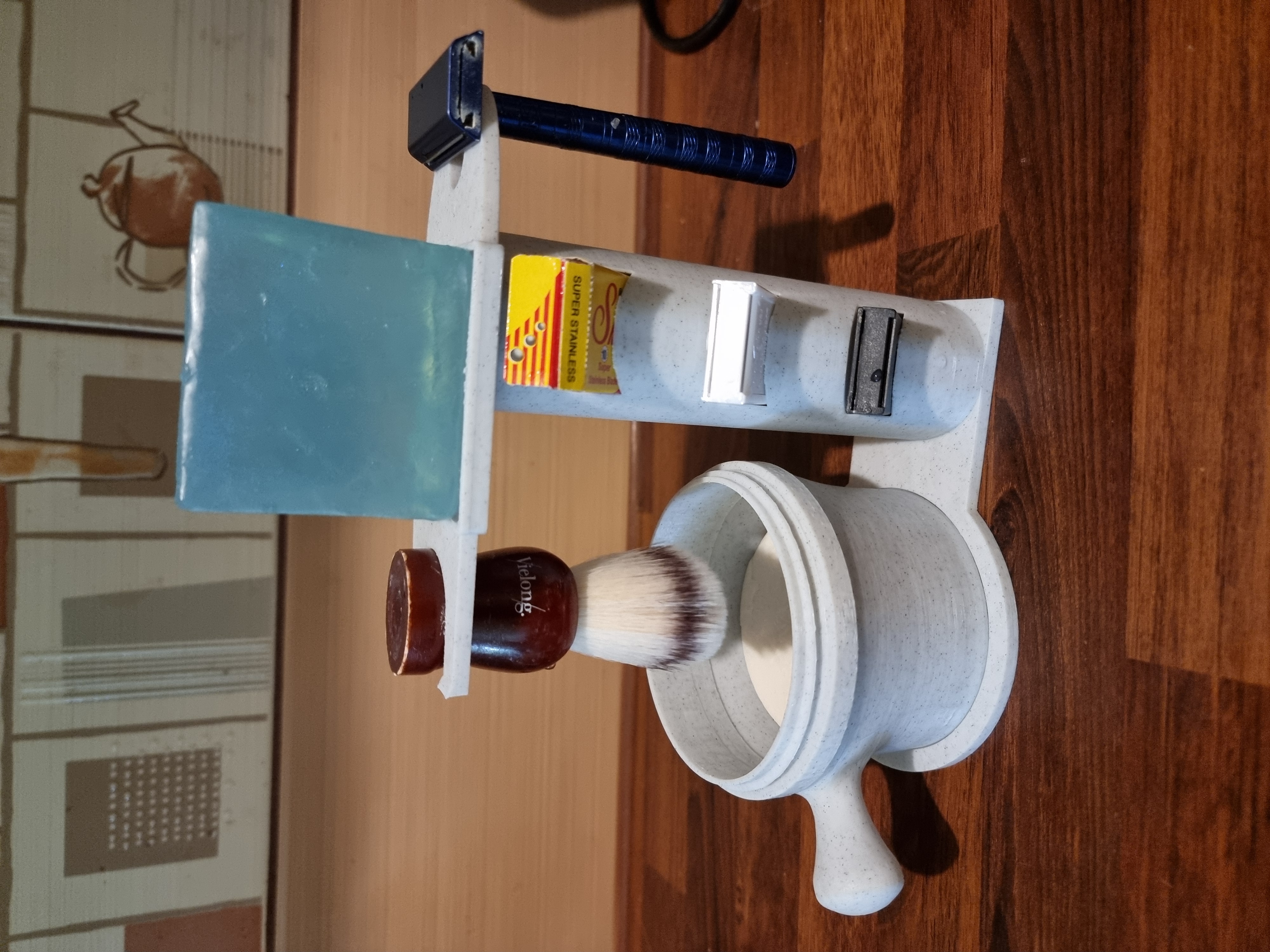 Ultimate Shaving Kit Organizer by Lokieton
