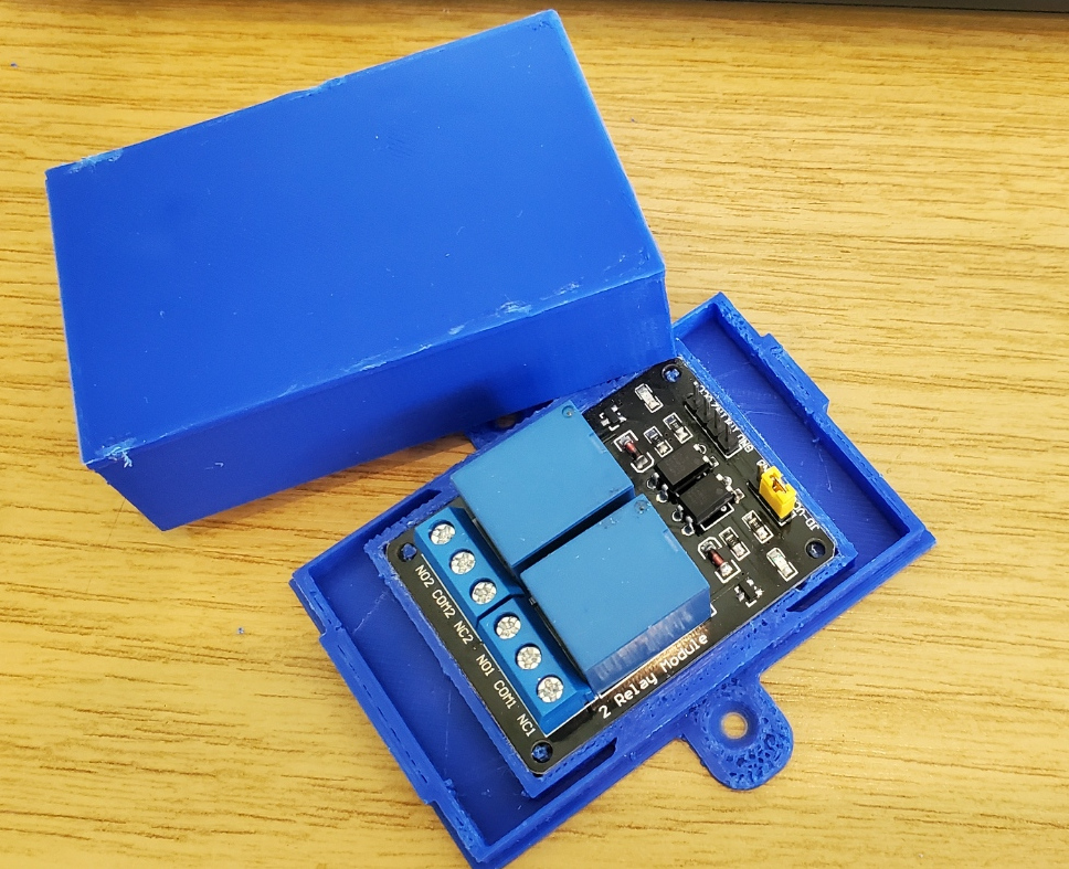 Gehäuse und Wandbefestigung für AZ Delivery Doppel relays