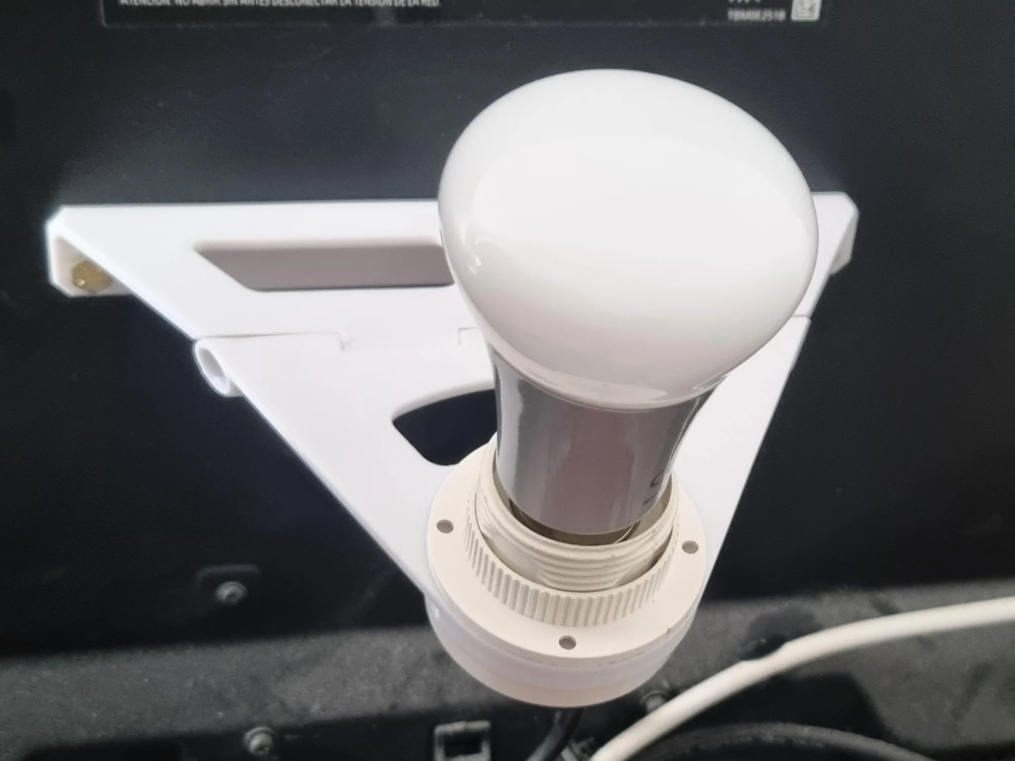 Adjustable VESA 200 TV/Monitor E27 LED-Lampholder | Verstellbarer VESA 200 Fernseher E27 Lampenhalter