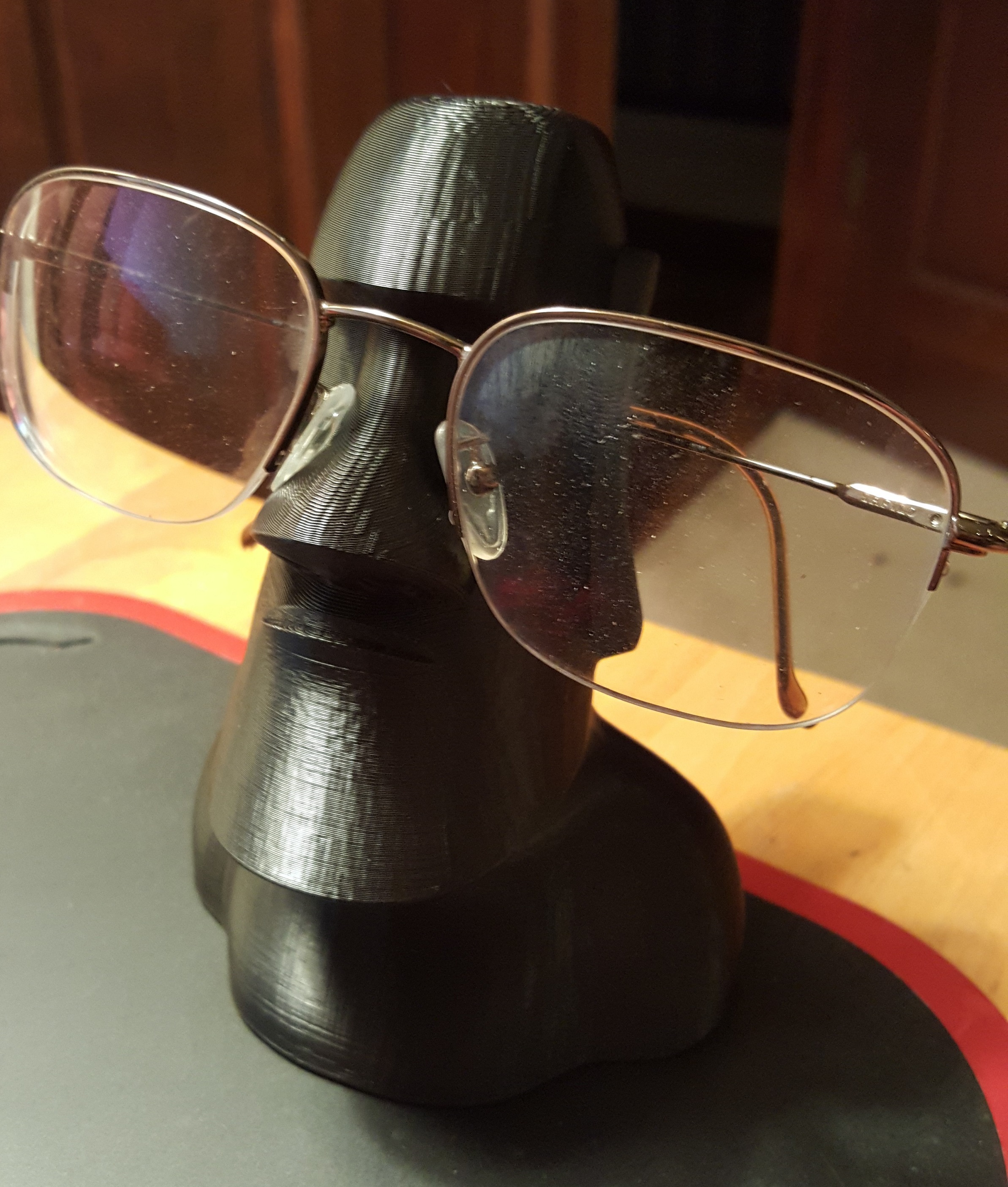 Moai-Glasses