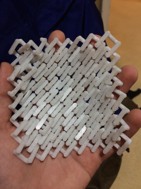Support-Free Flexible Chainmail