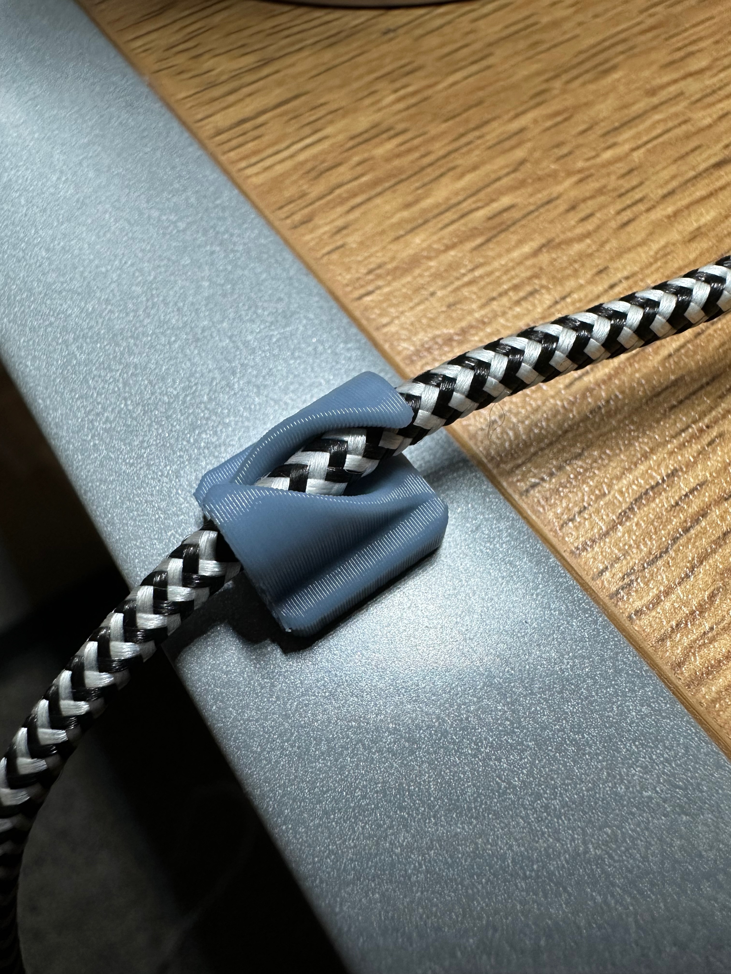 Magnetic Lightning Cable Holder - Single / Double / Quad
