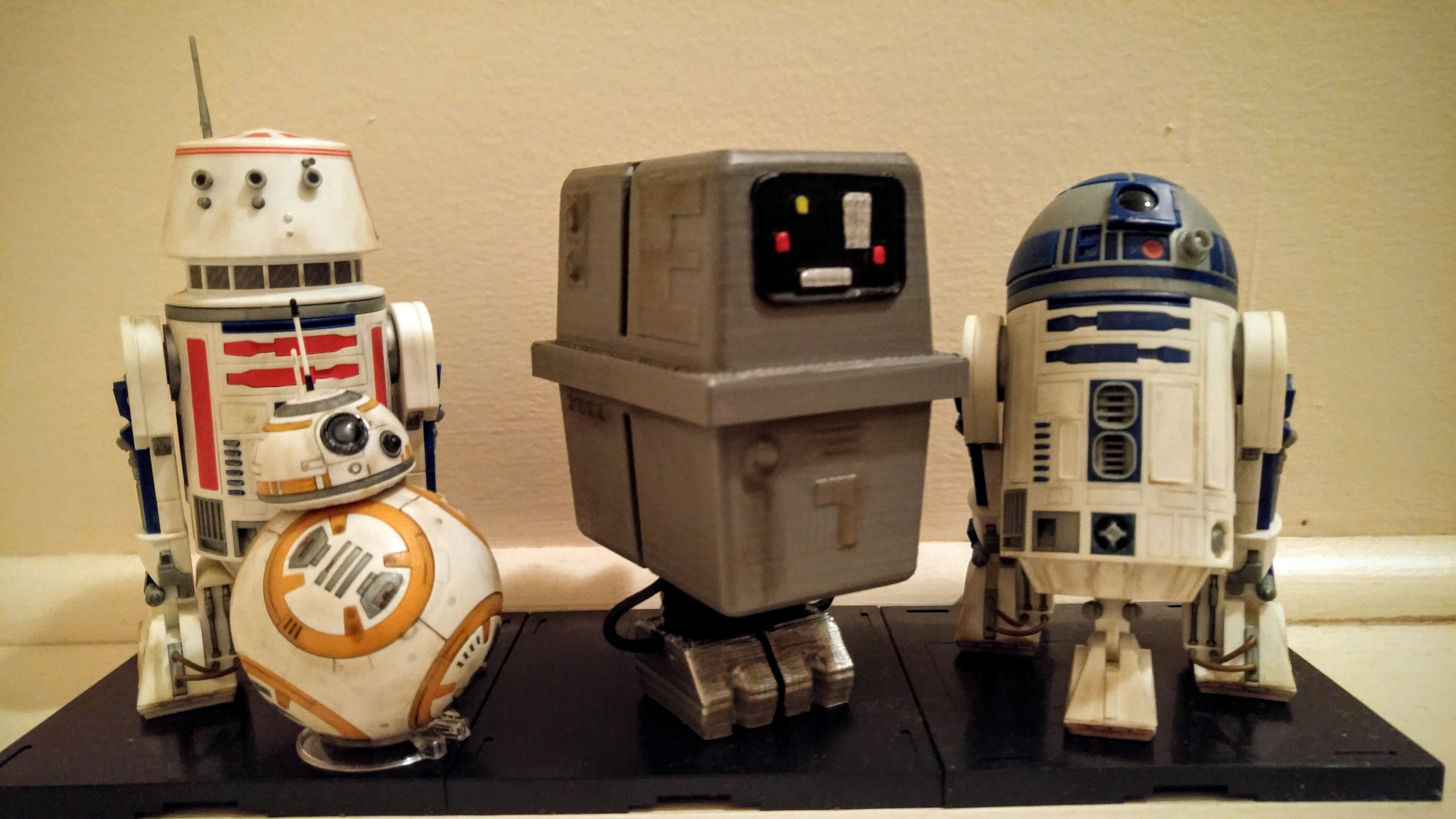 Gonk GNK Power Droid