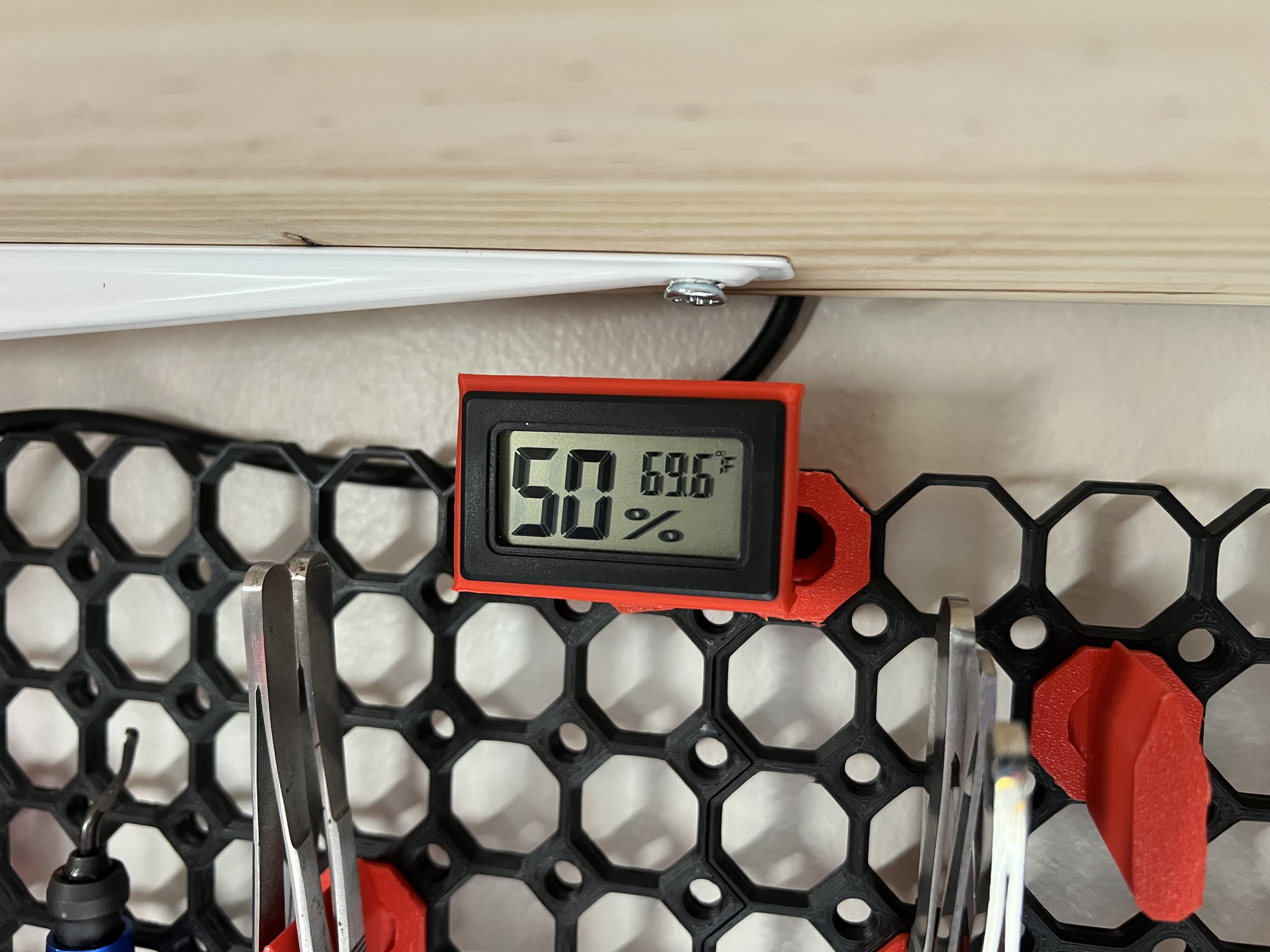 Multiboard Temp & Humidity Gauge Holder